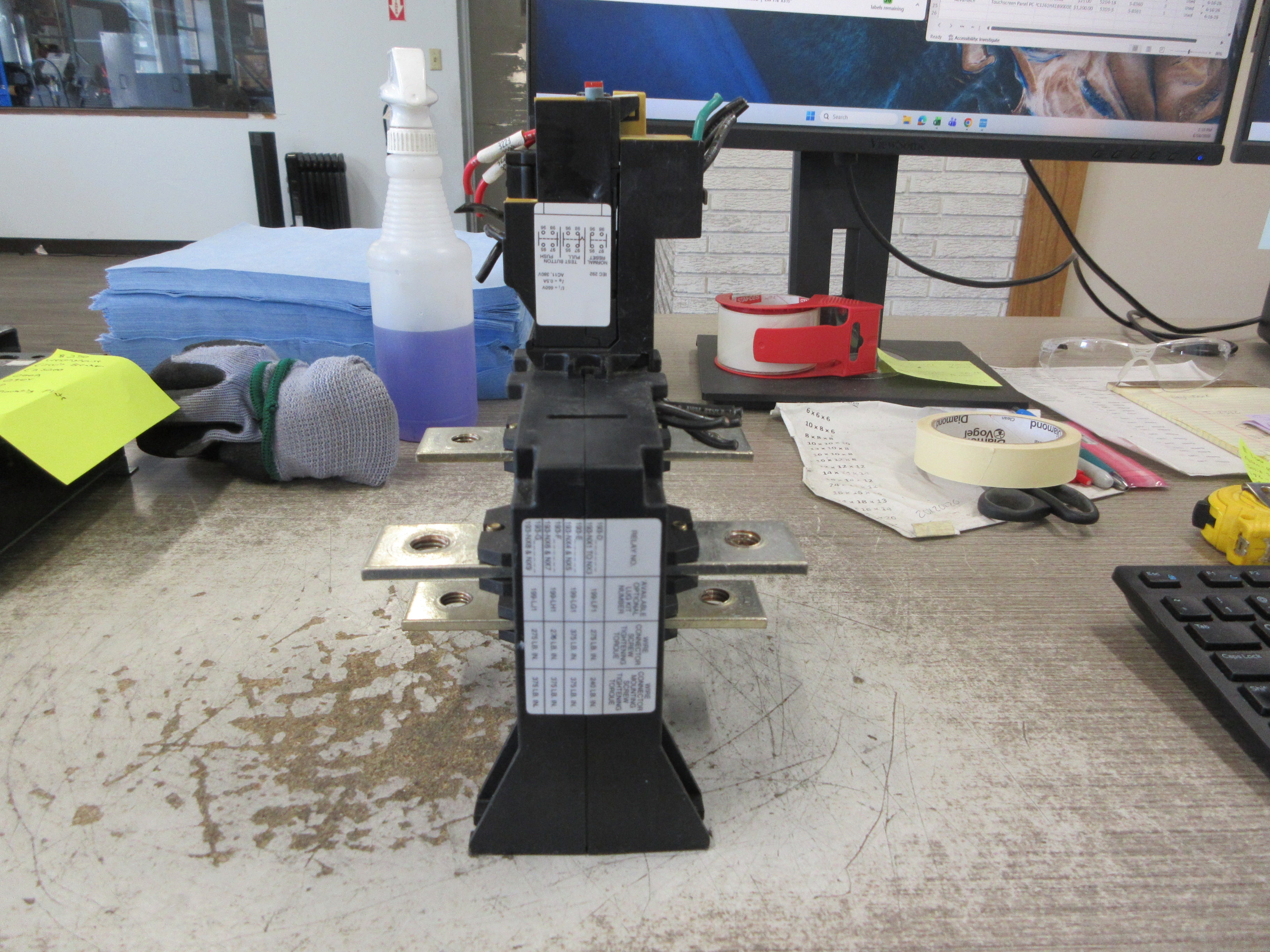 Allen-Bradley Solid State Overload 193-EPD300 Ser. B Trip: 180-300A Used