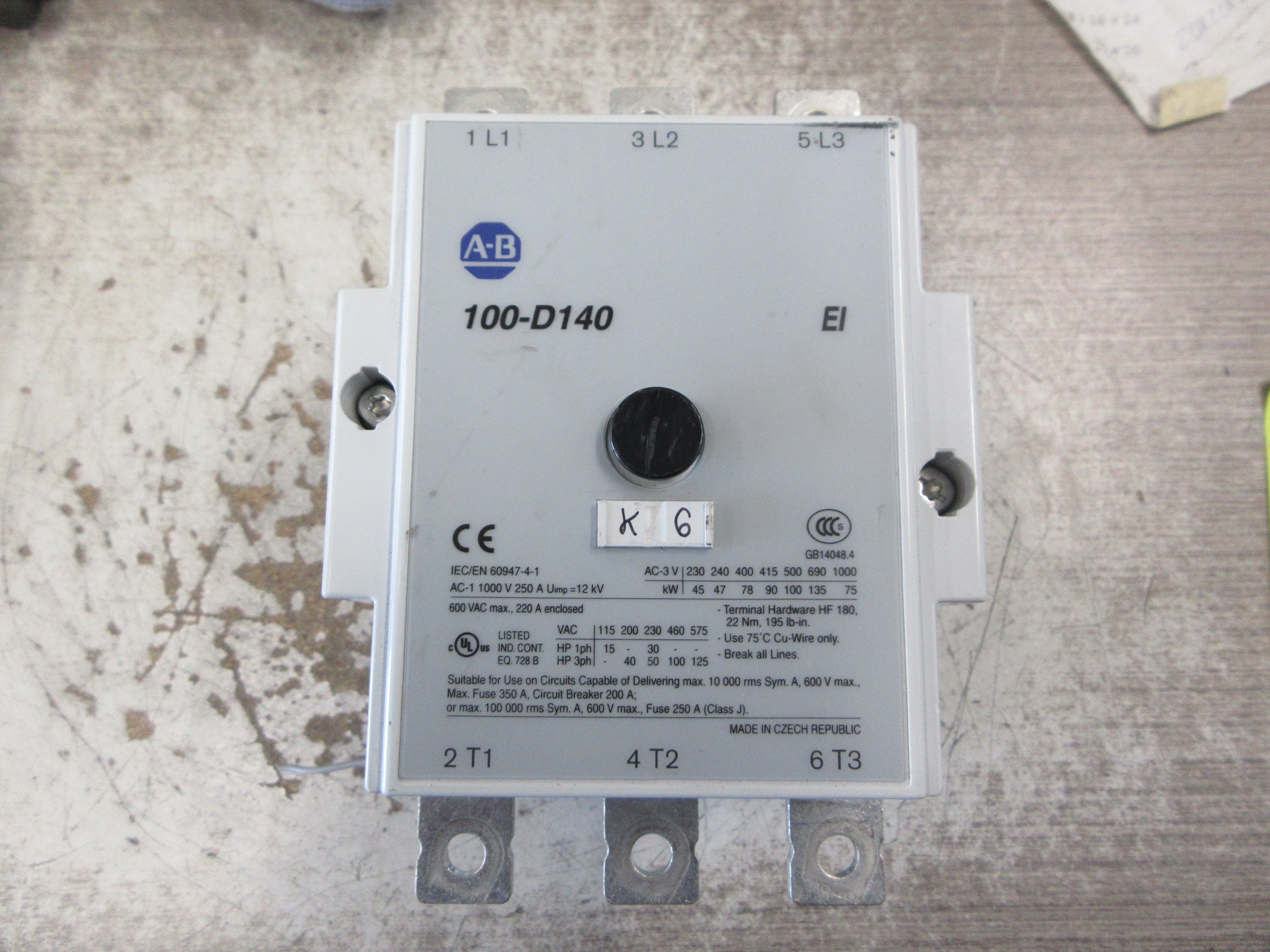 Allen-Bradley Contactor 100-D140 208-277V Coil 220A 600V (2) Aux Contact Used