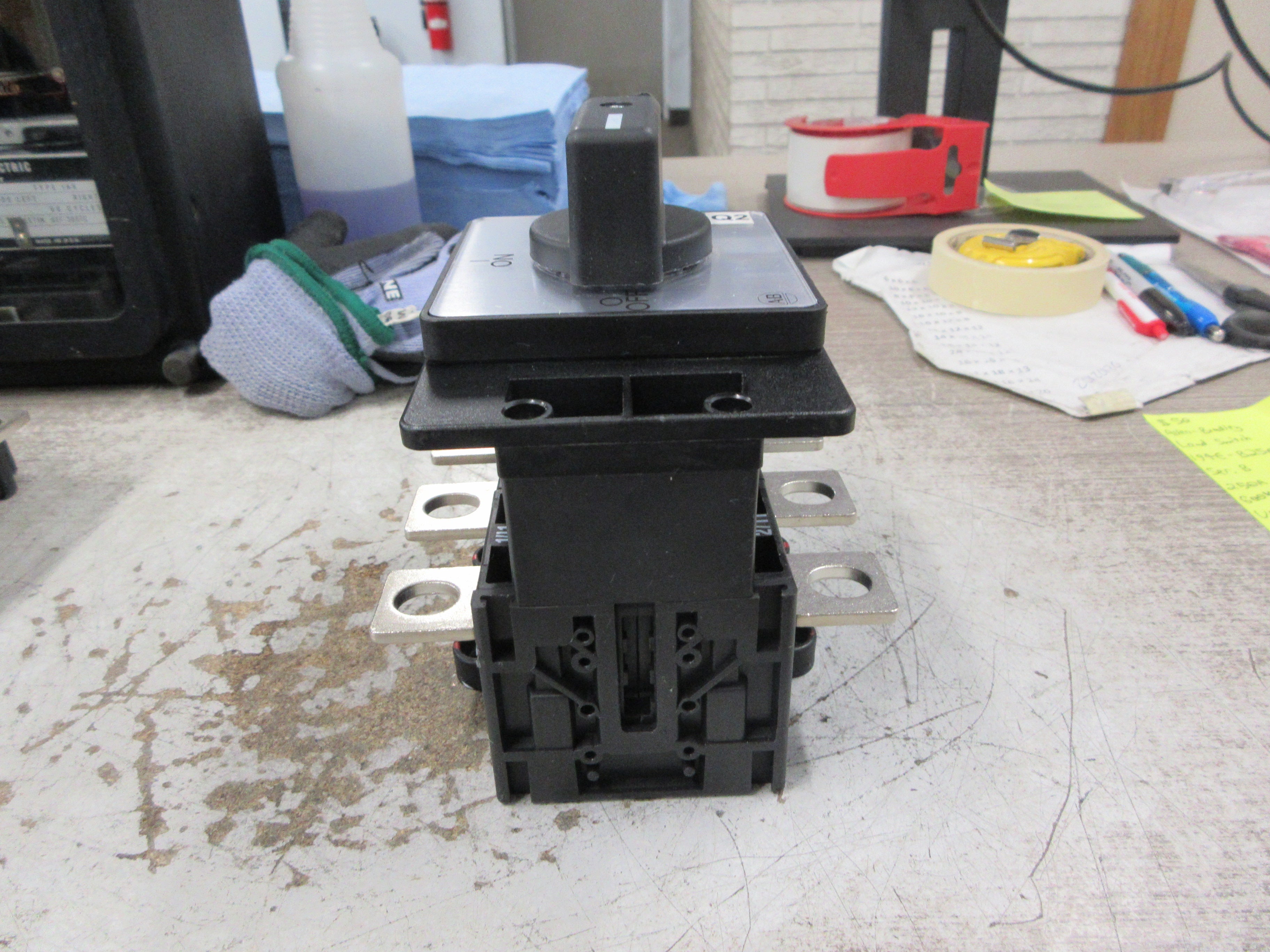 Allen-Bradley Load Switch 194E-B250-1753S Ser. B 250A 600V Used