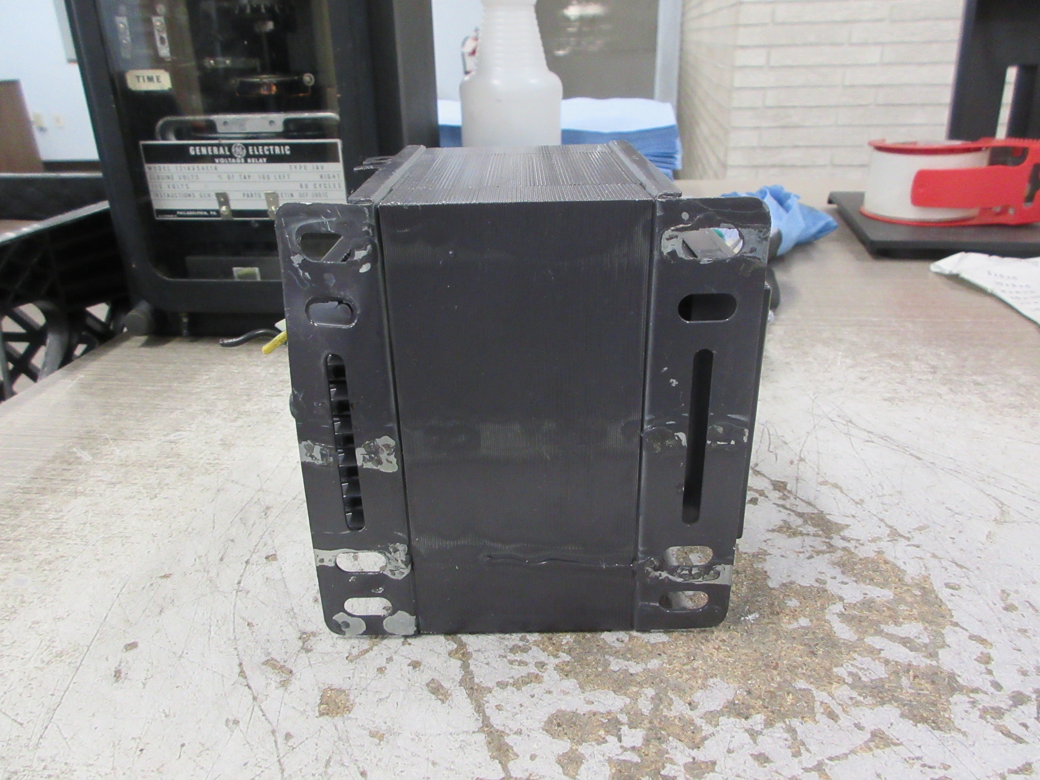 Meth Electric Control Transformer T1ULF 400VA Pri: 480V Sec: 37V Used