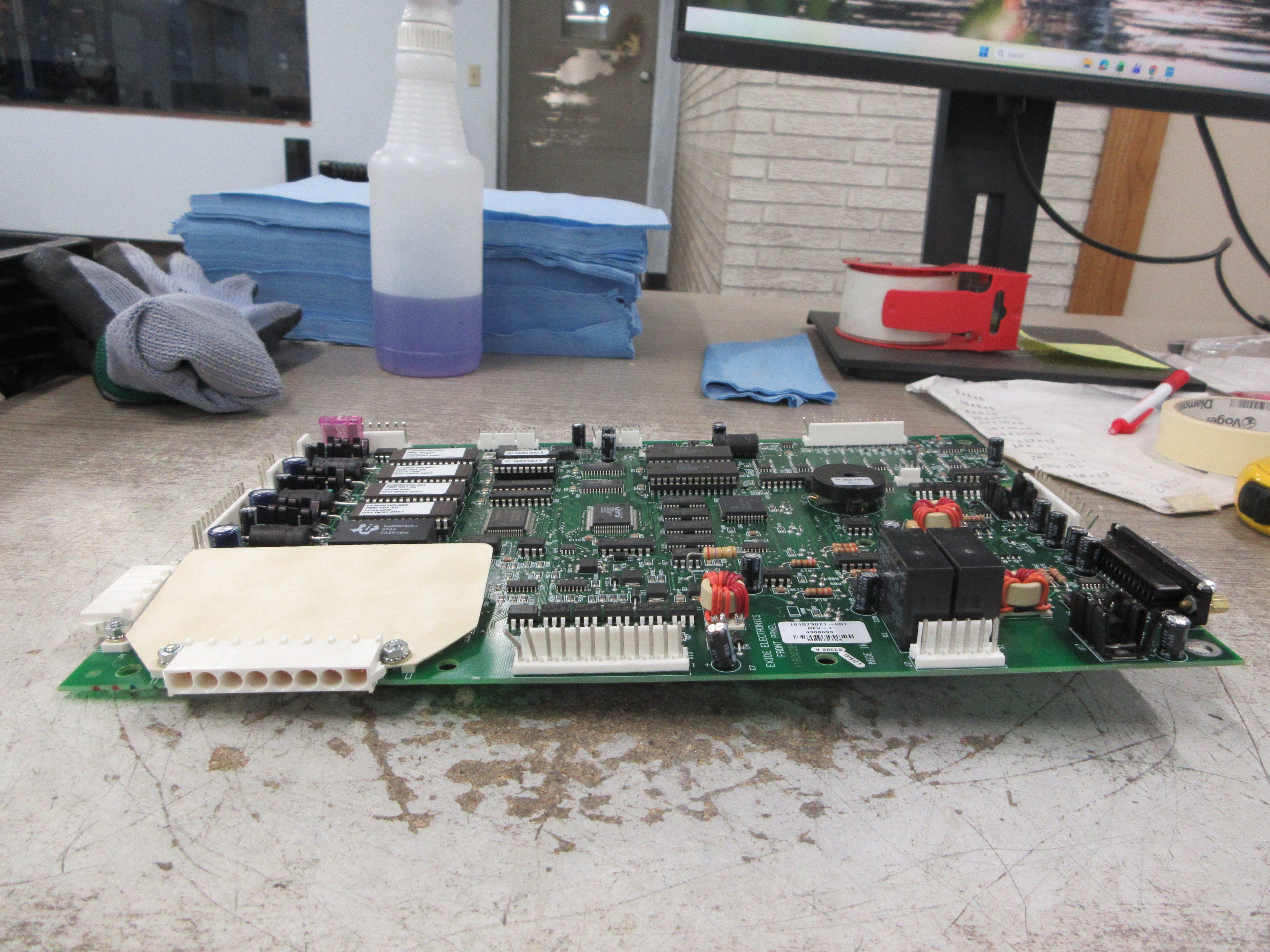 Eaton Monitor Panel Control Board 101073071-001 Rev. 1 Used