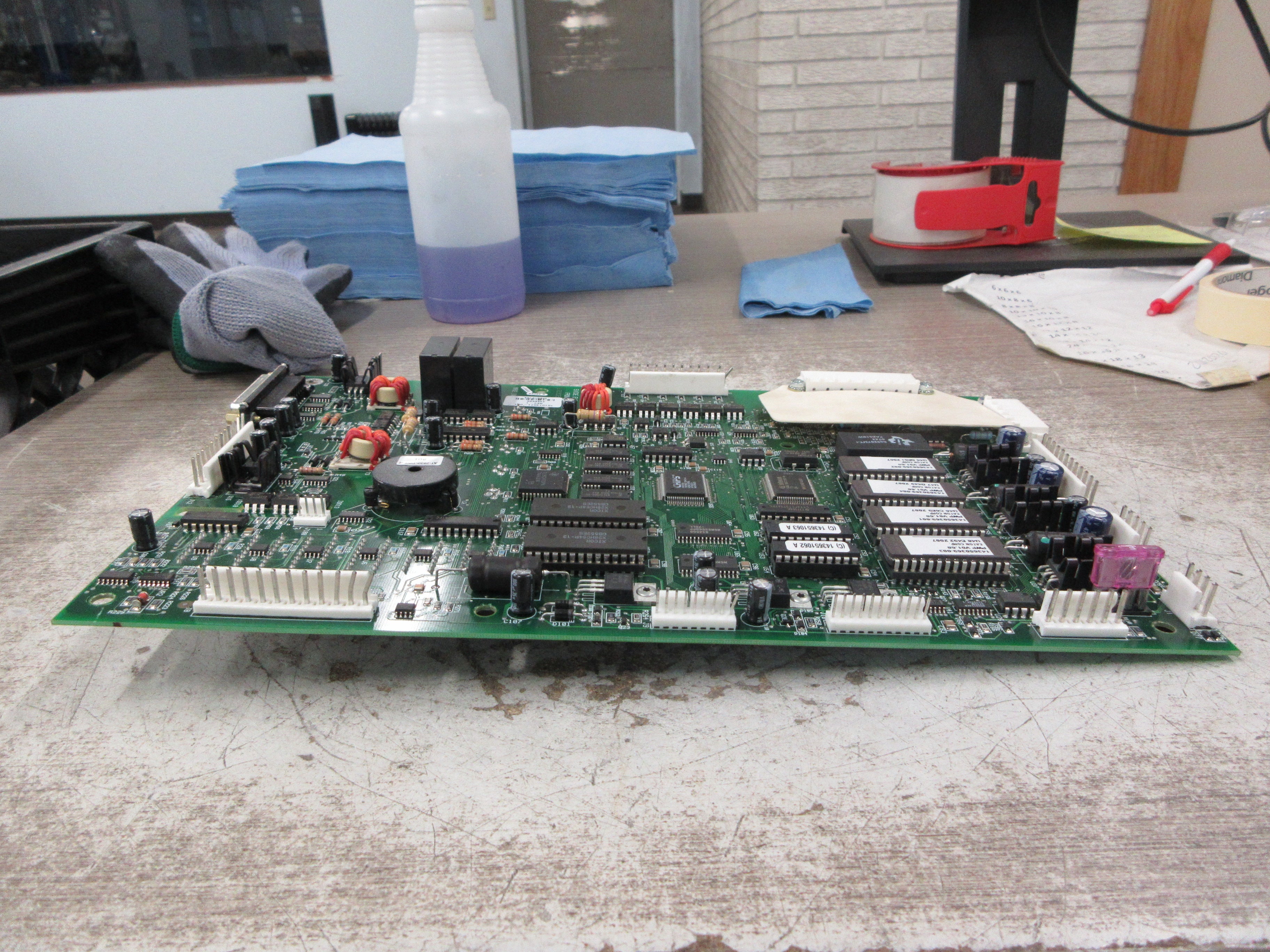 Eaton Monitor Panel Control Board 101073071-001 Rev. 1 Used