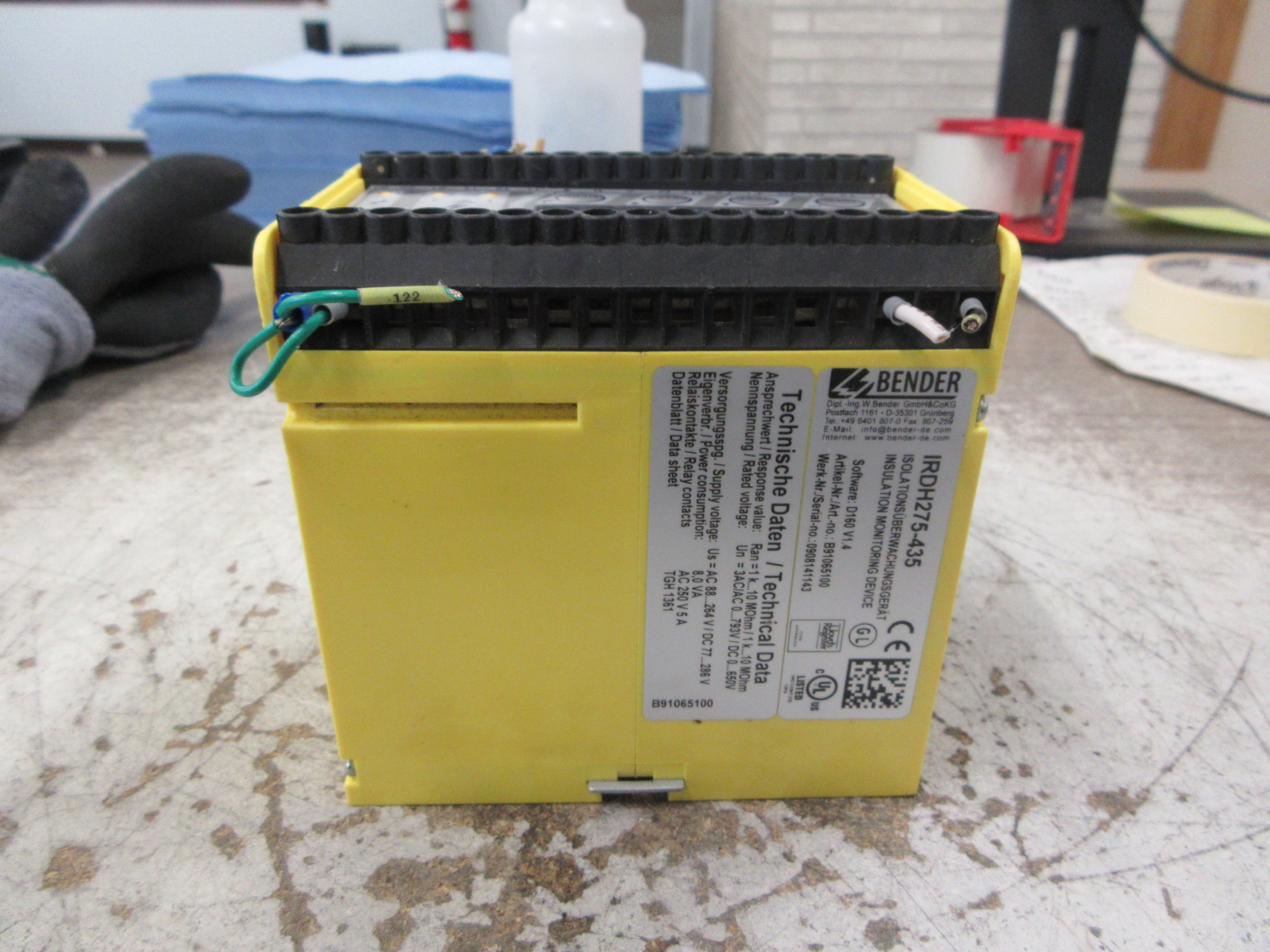 Bender A-Isometer Insulation Monitoring Device IRDH275-435 S/W: D160 V1.4 Used