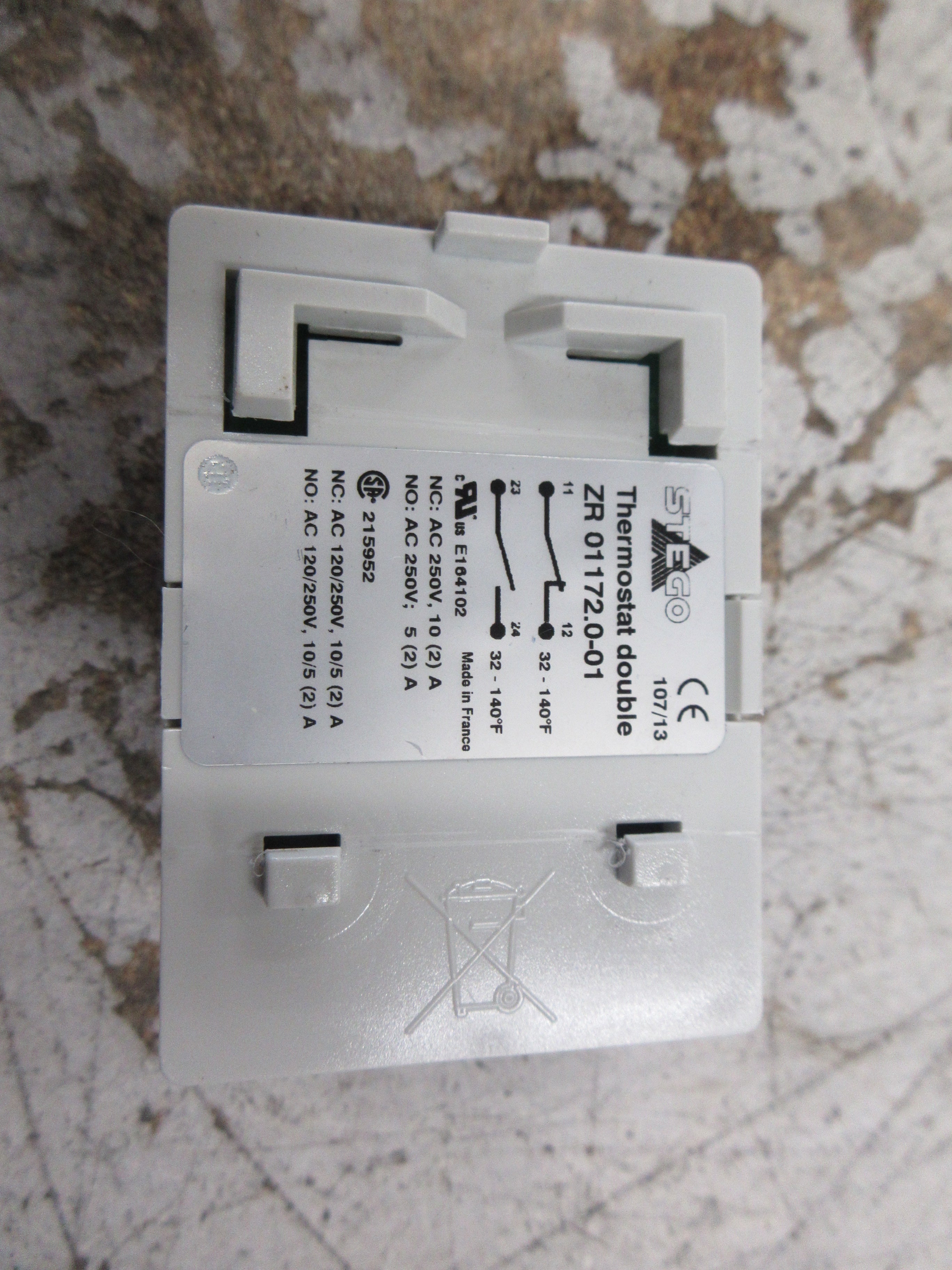Stego Double Thermostat ZR 01172.0-01 Range: 32-140°F Used