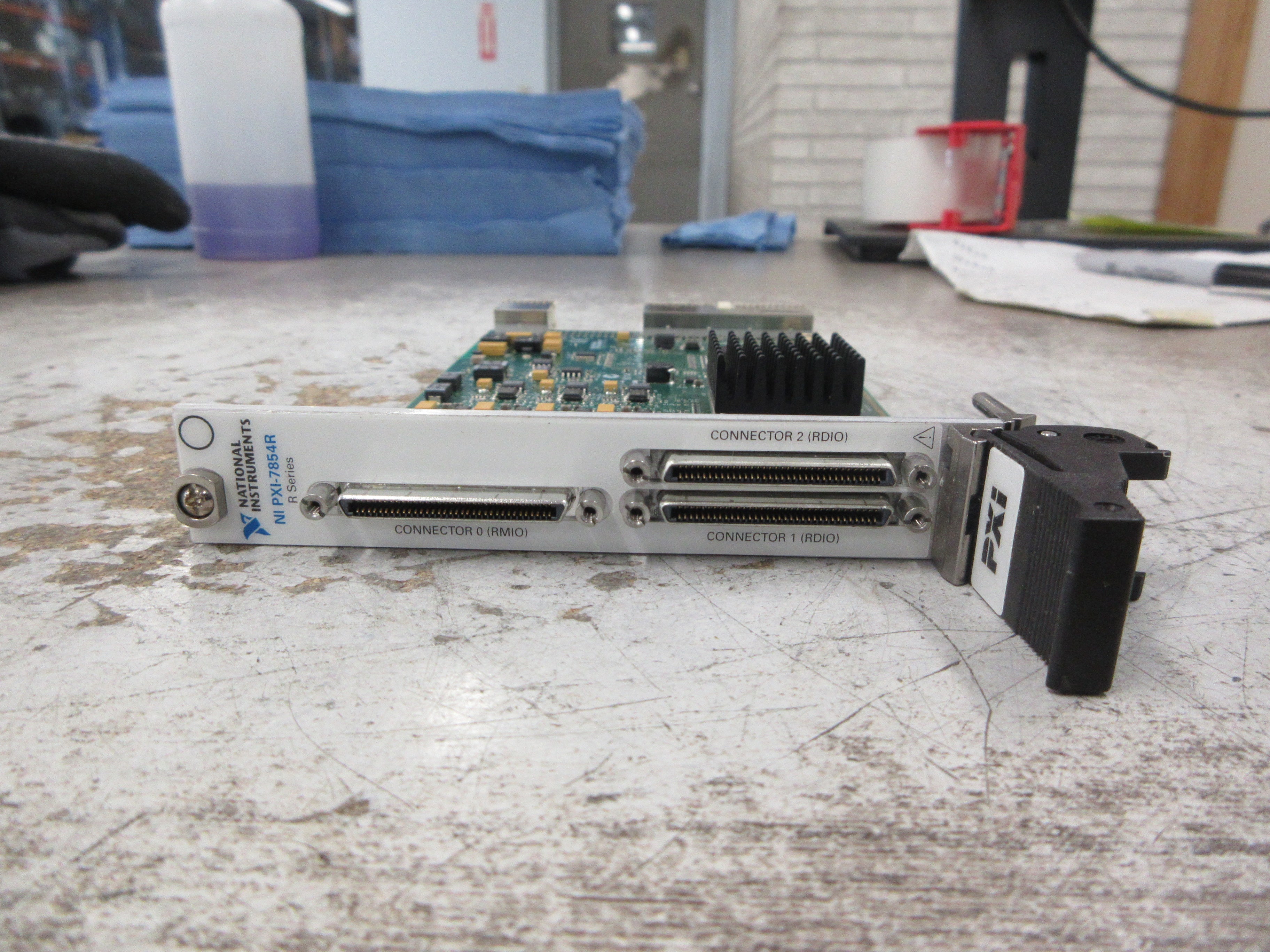 National Instruments NI PXI-7854R Reconfigurable I/O Module 198219C-06L Used