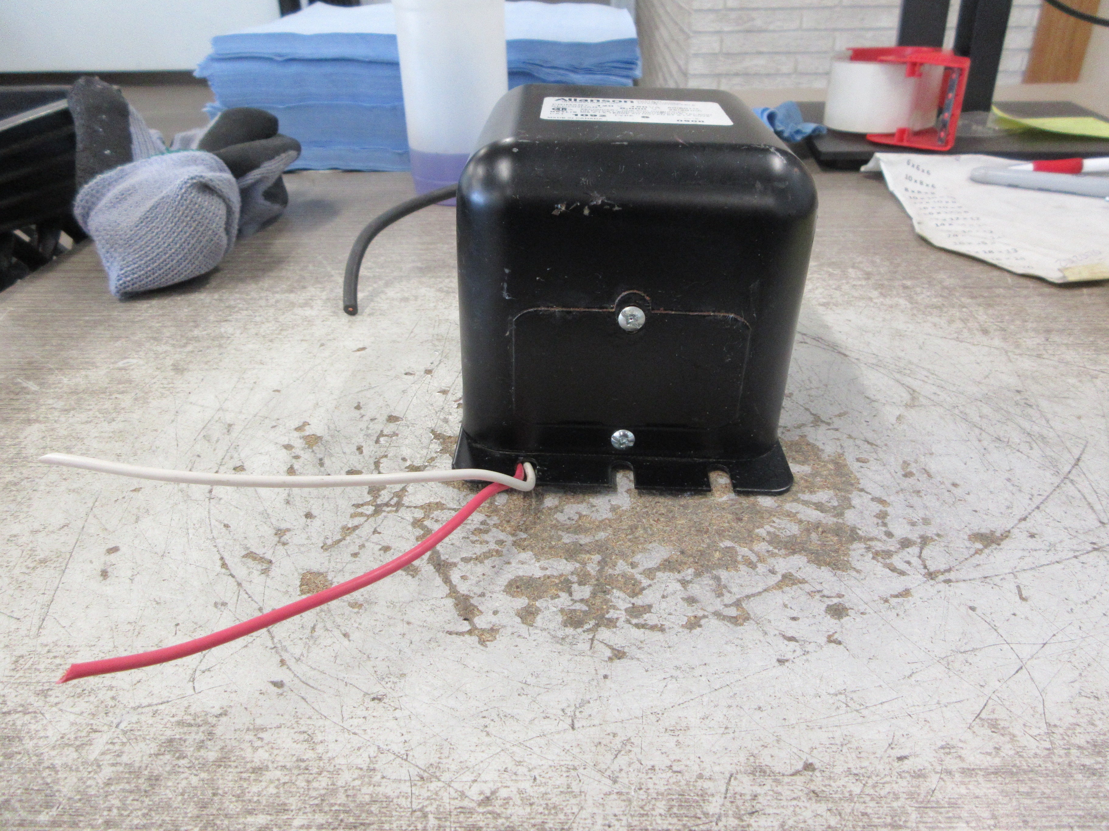 Allanson Ignition Transformer 1092-S 150VA Pri: 120V Sec: 6000V 50/60Hz Used