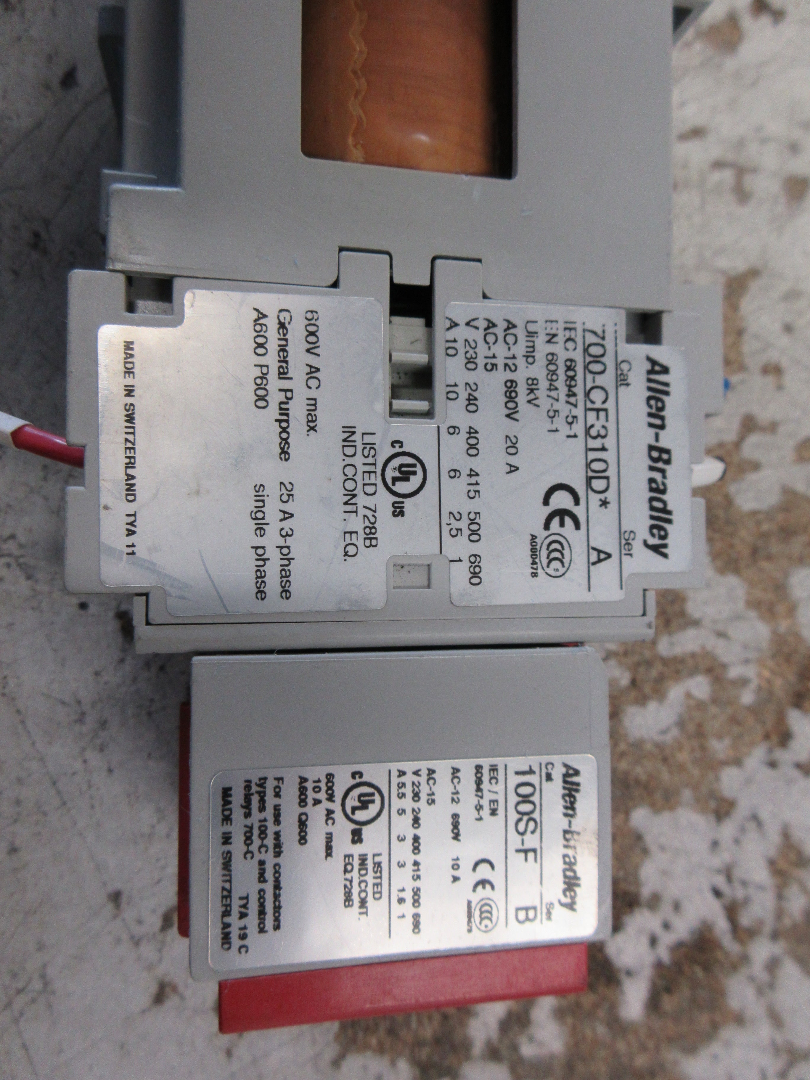 Allen-Bradley Safety Relay 700S-CF620DJC Ser. A 24VDC Coil 25A 600V Used