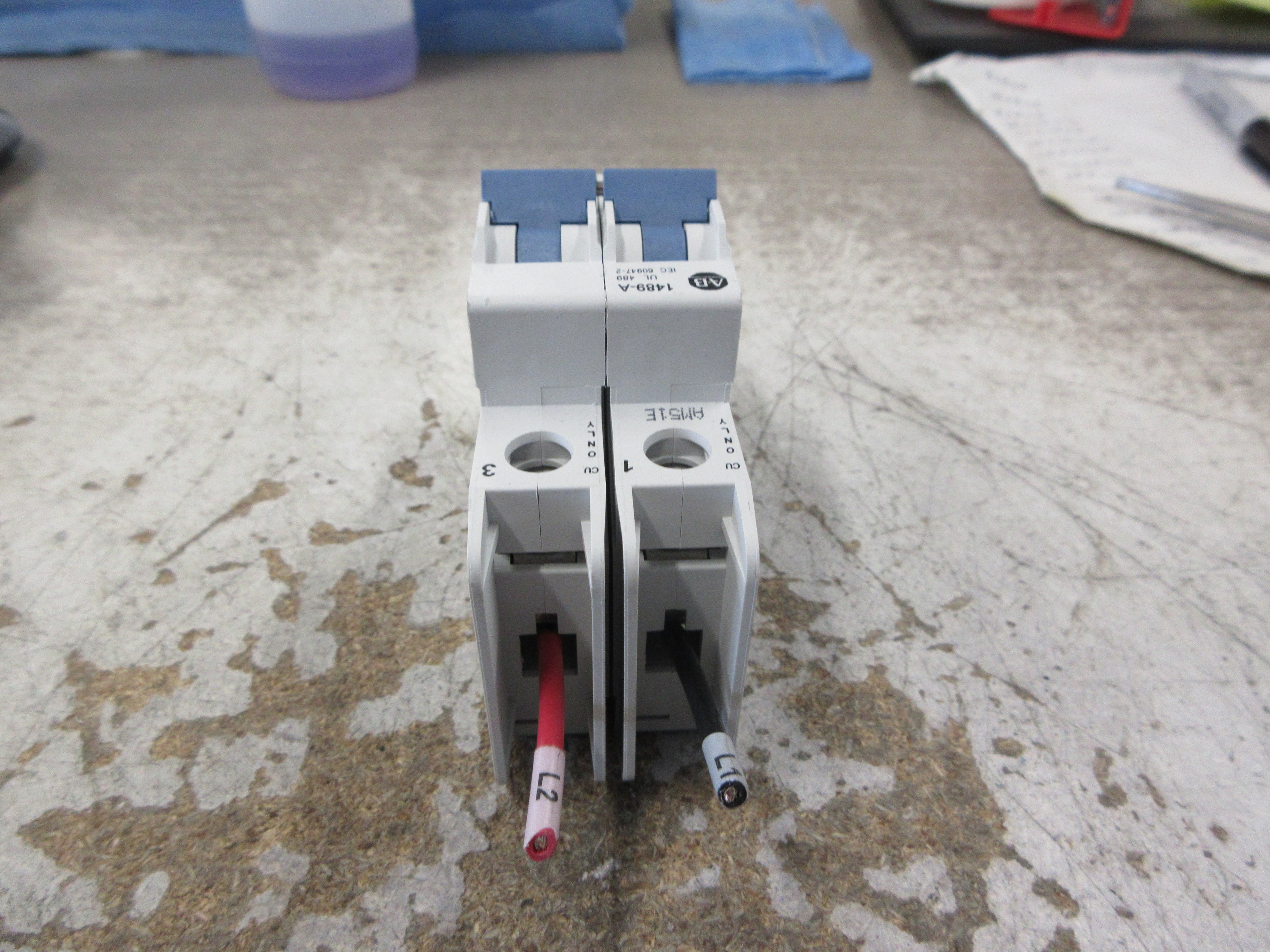 Allen-Bradley Circuit Breaker 1489-A2D100 Ser. A 10A 480Y/277V 2P Used