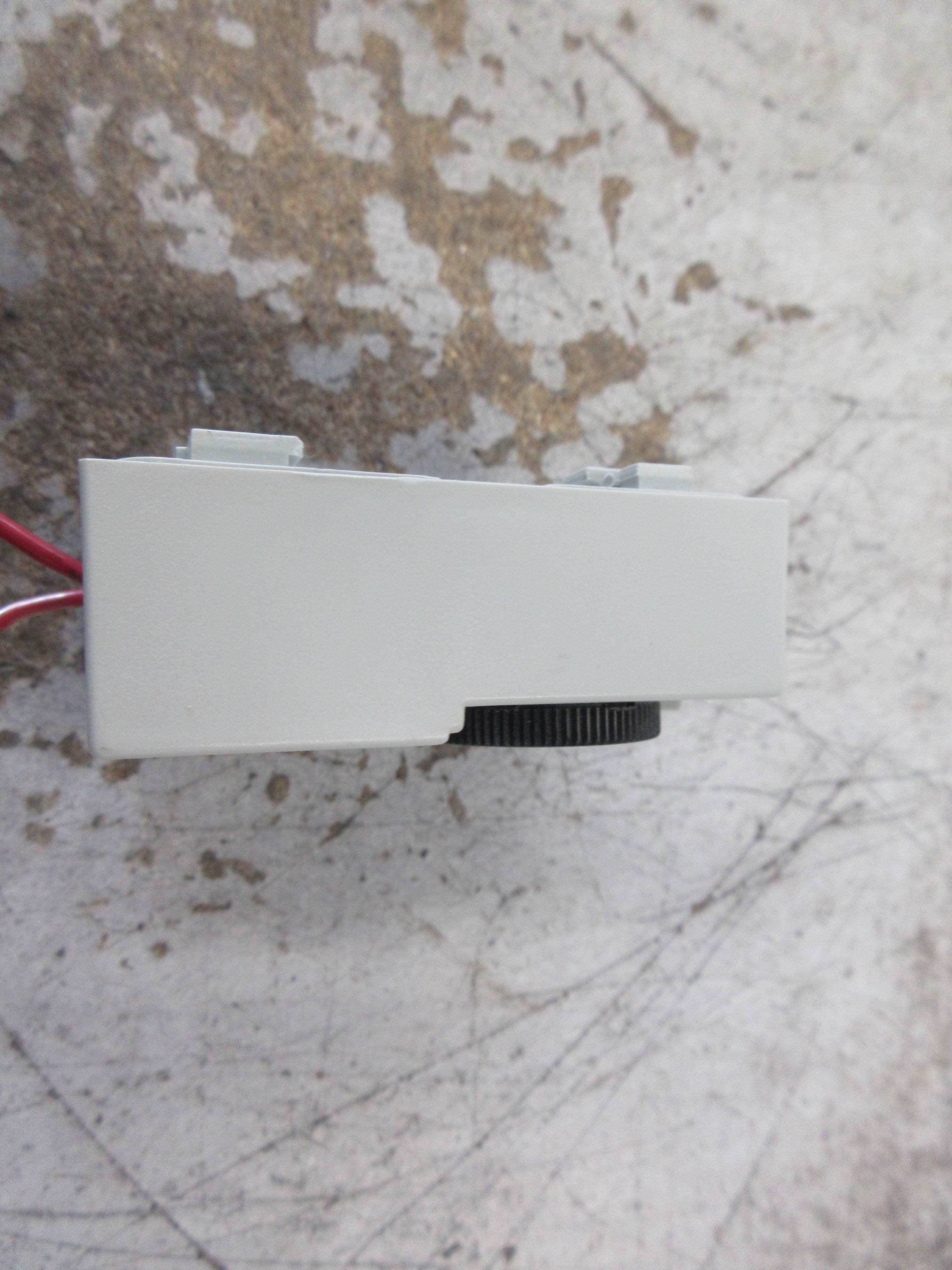 Rittal Temperature Controller SK 3110 Range: 41-131°F Used