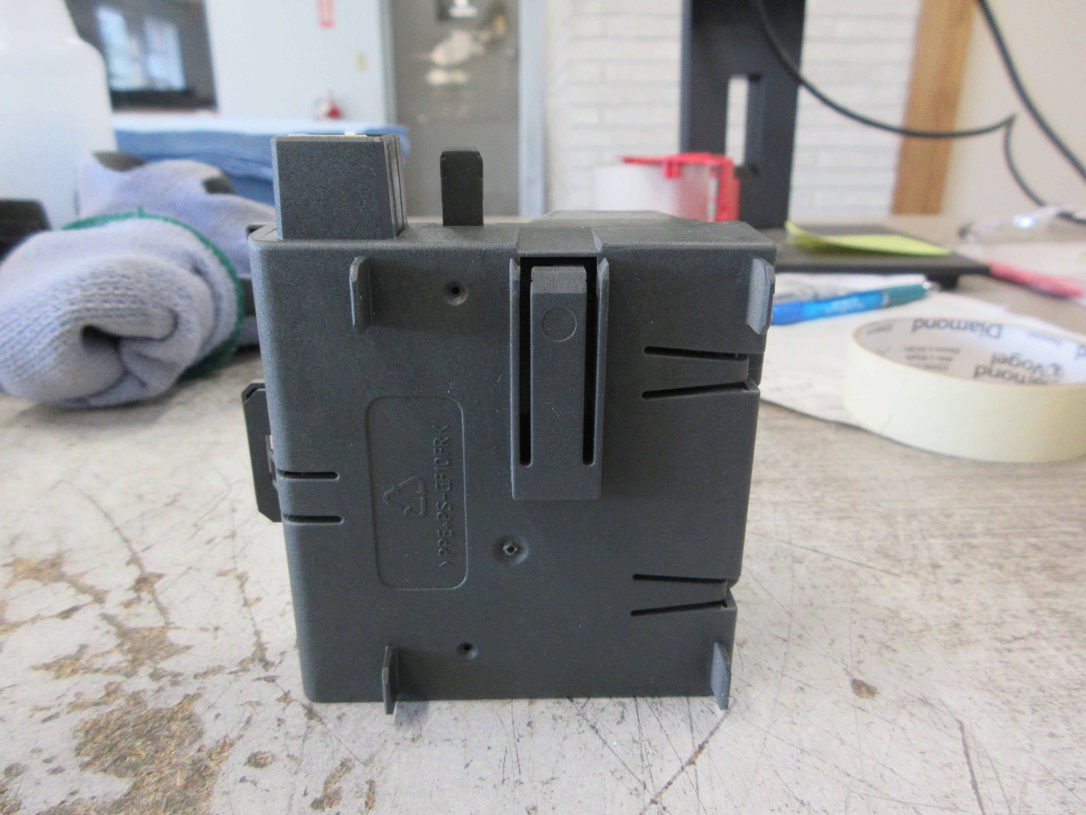 Siemens Simatic S7 Bus Module 6ES7-195-7HG00-0XA0 E-Stand: 03 Used