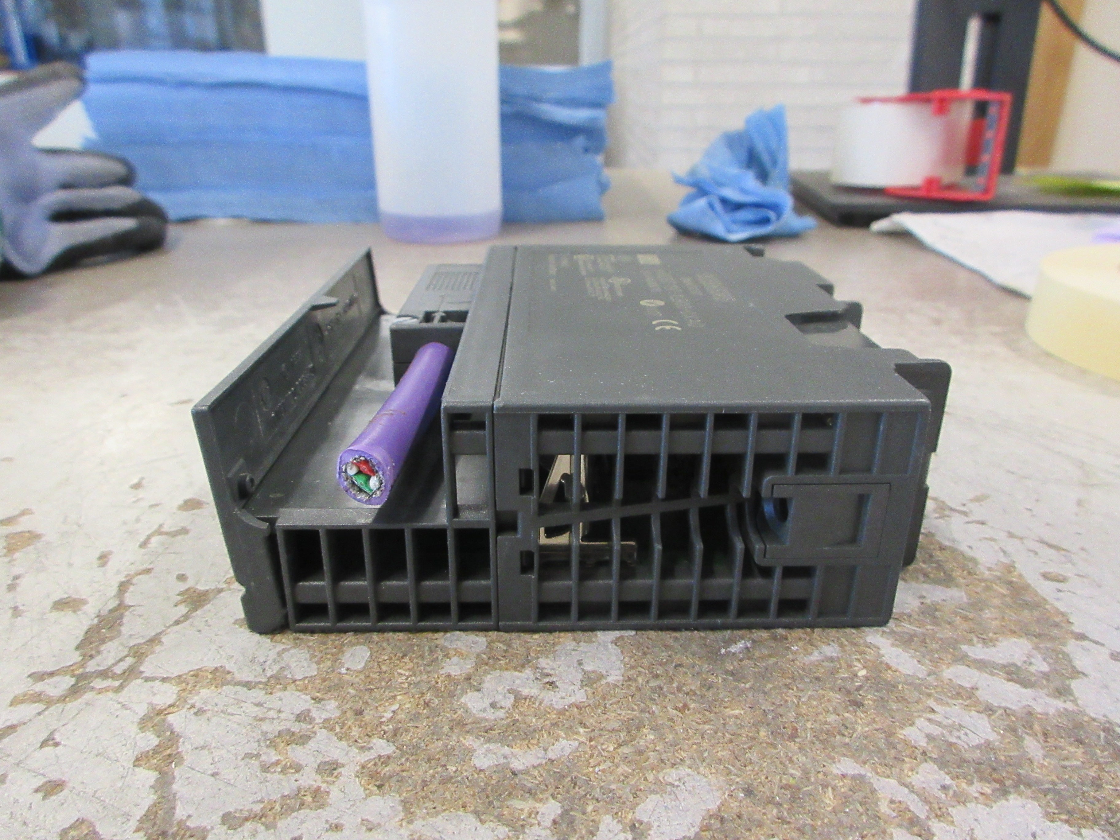 Siemens Simatic S7 Y-Coupler Module 6ES7 197-1LB00-0XA0 E-Stand: 3 Used