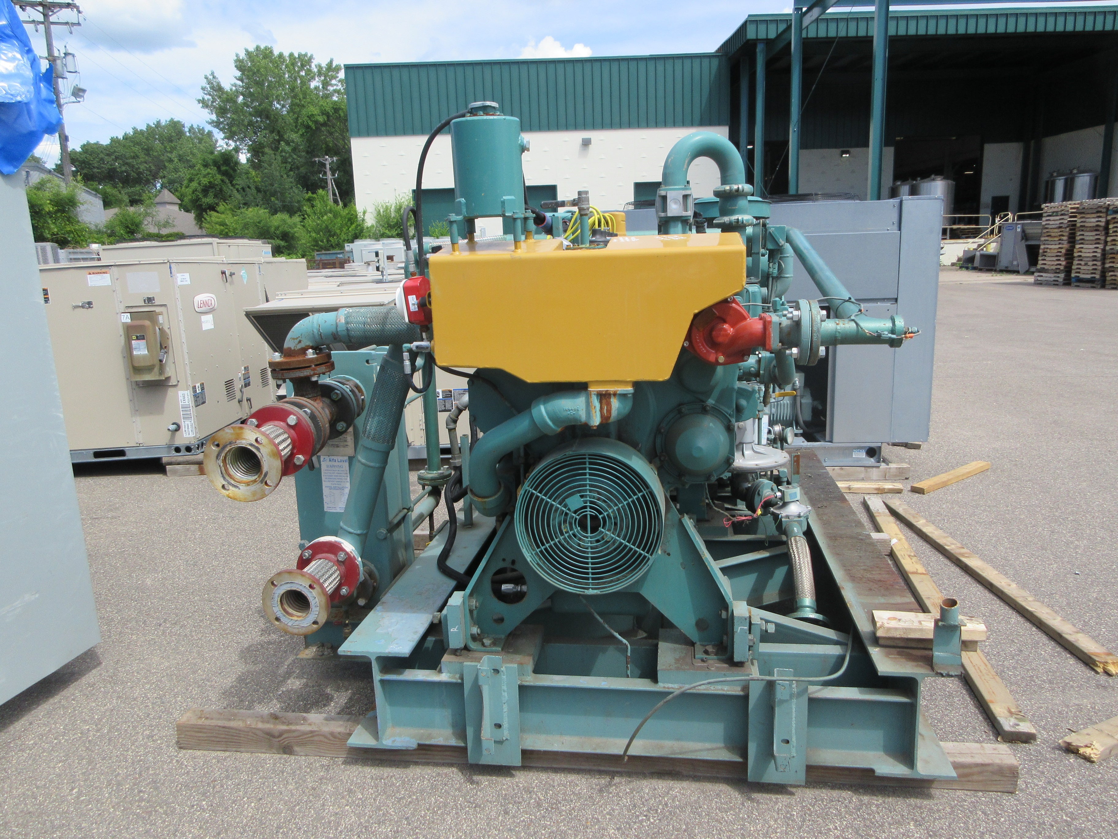 CAT Natural Gas Engine 102-9392-2T8586 365HP 1800RPM *For parts/Not Working*