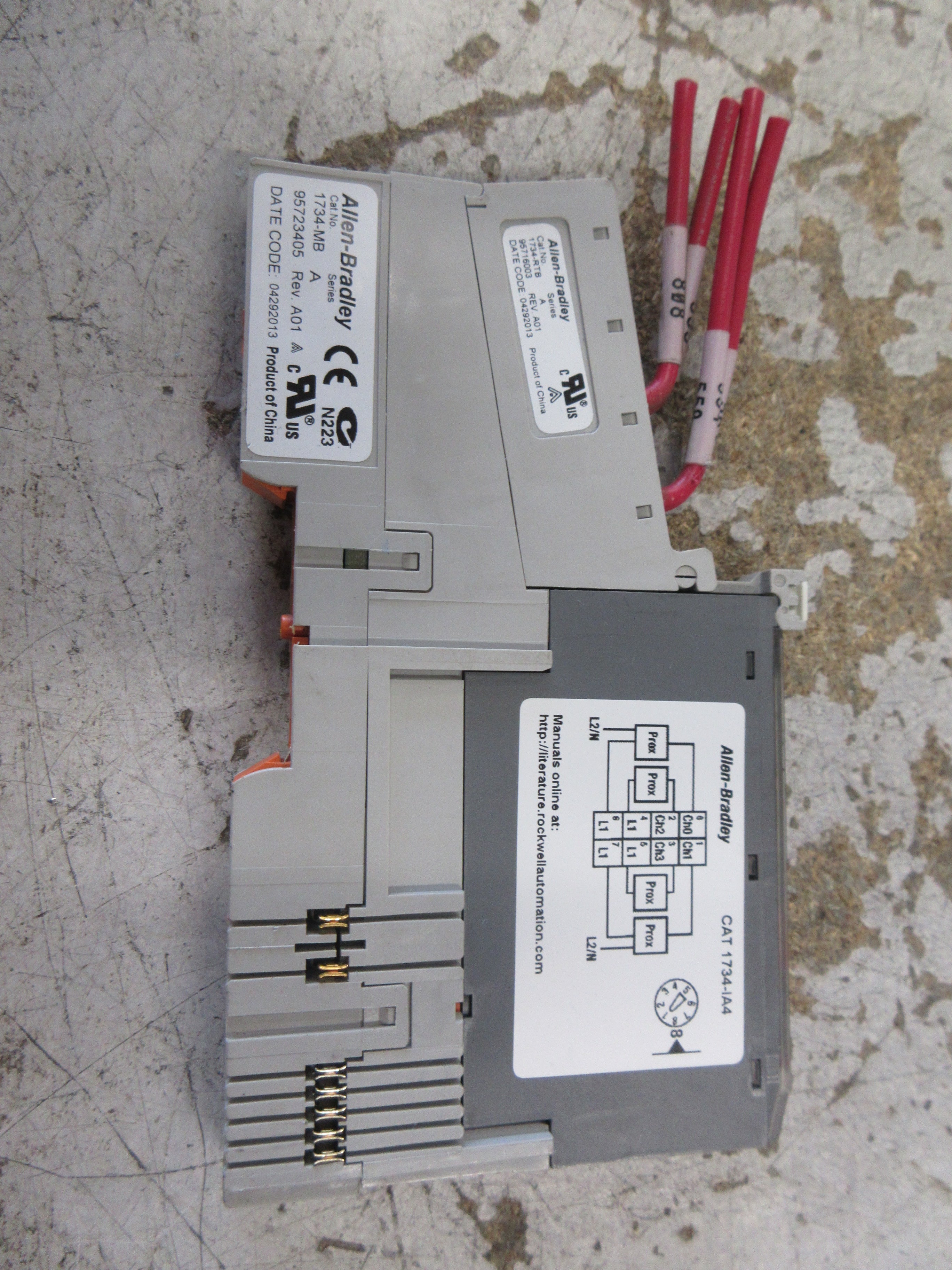 Allen-Bradley Point I/O Digital Input Module 1734-IA4 Ser. C FW: 3.022 4PT Used