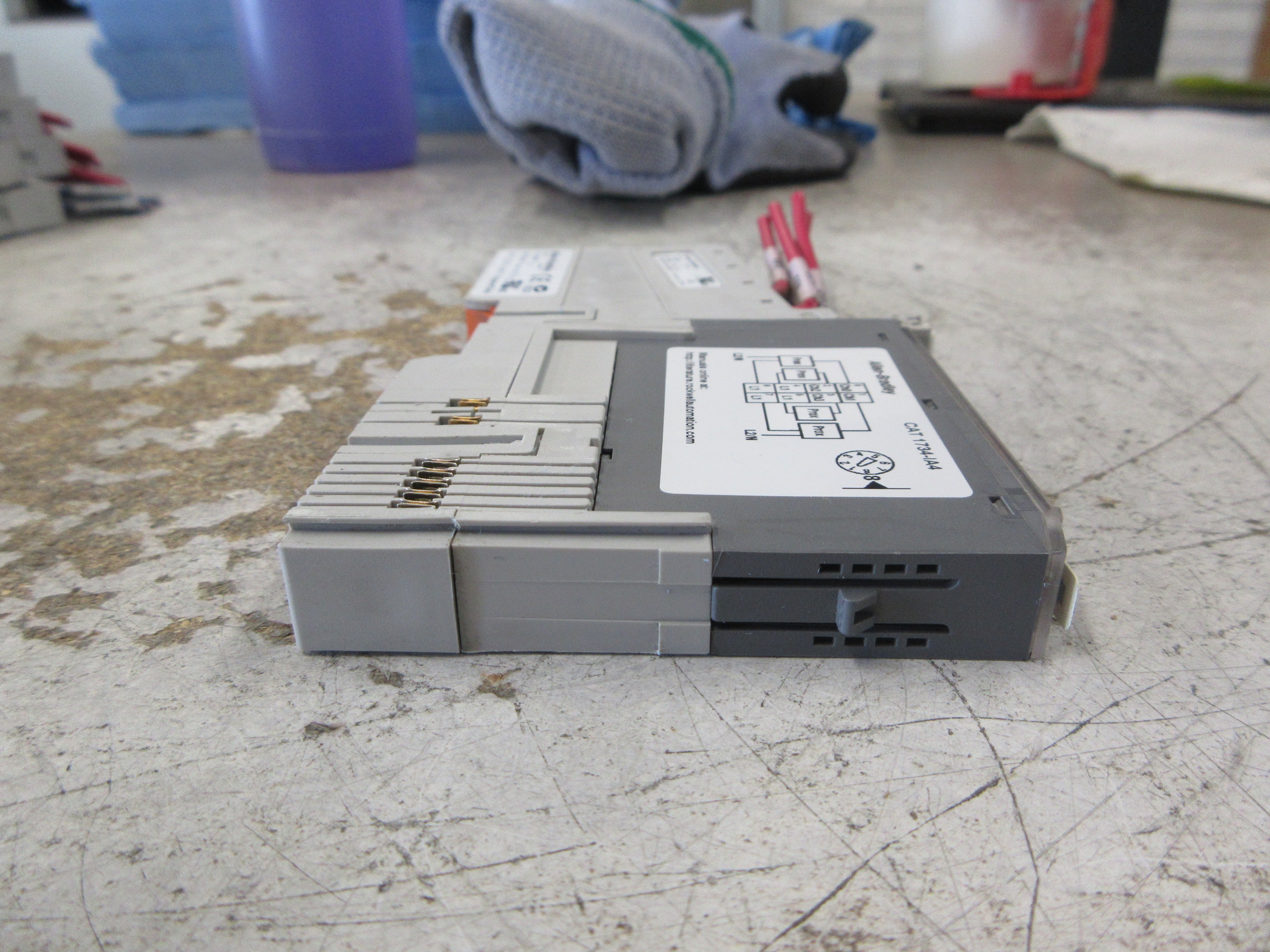 Allen-Bradley Point I/O Digital Input Module 1734-IA4 Ser. C FW: 3.022 4PT Used