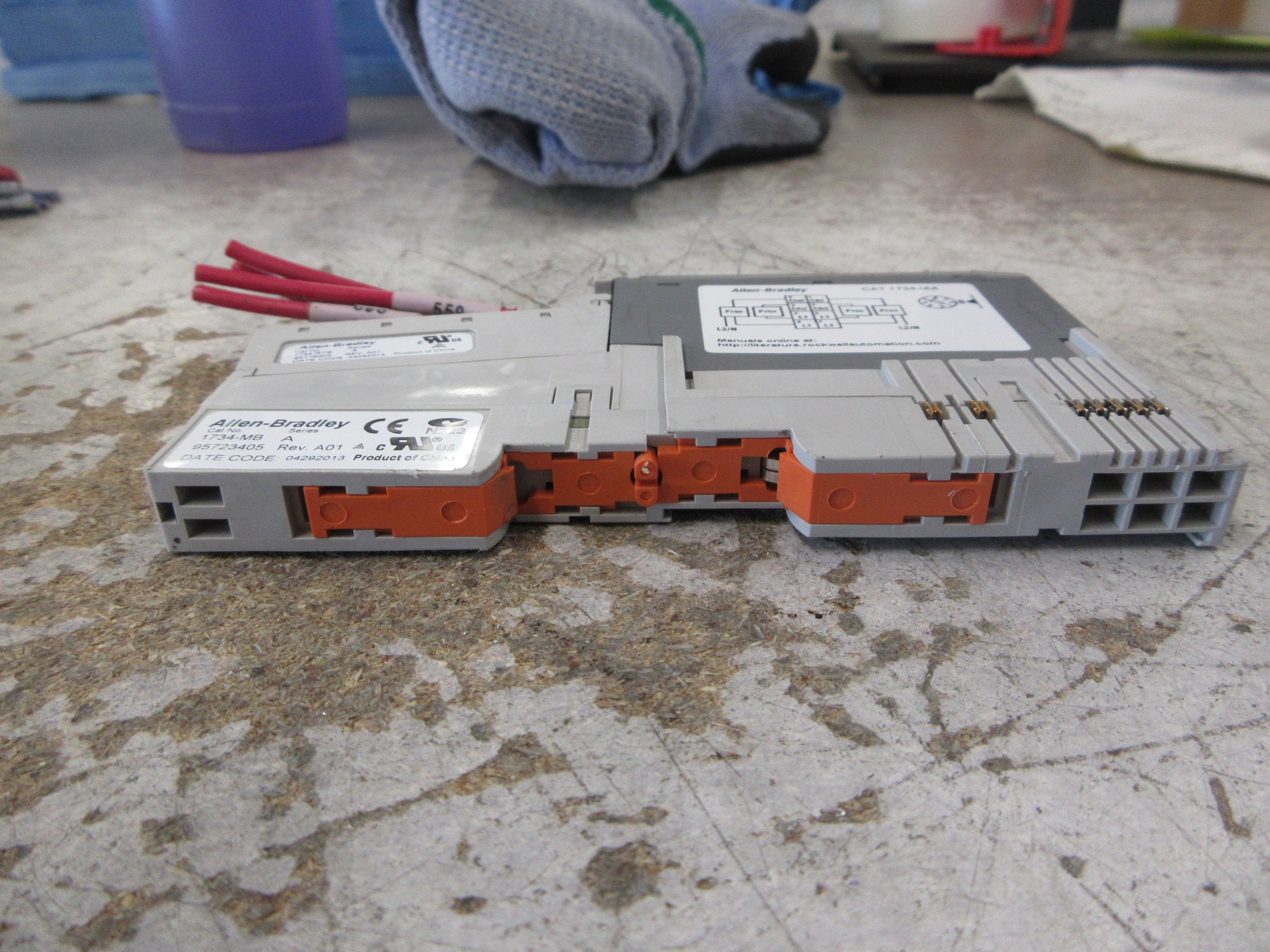 Allen-Bradley Point I/O Digital Input Module 1734-IA4 Ser. C FW: 3.022 4PT Used