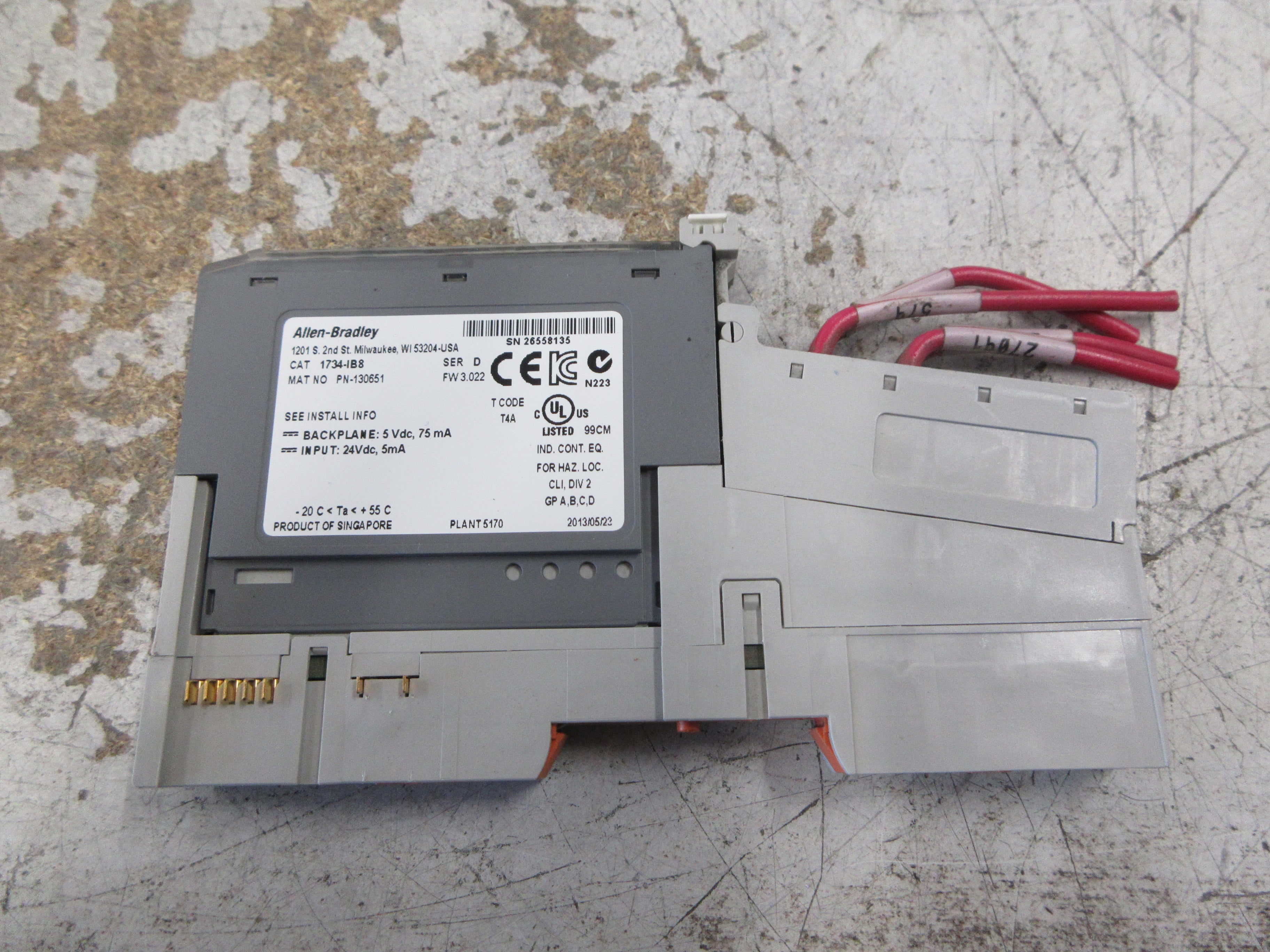 Allen-Bradley Point I/O Digital Input Module 1734-IB8 Ser. D FW: 3.022 8PT Used