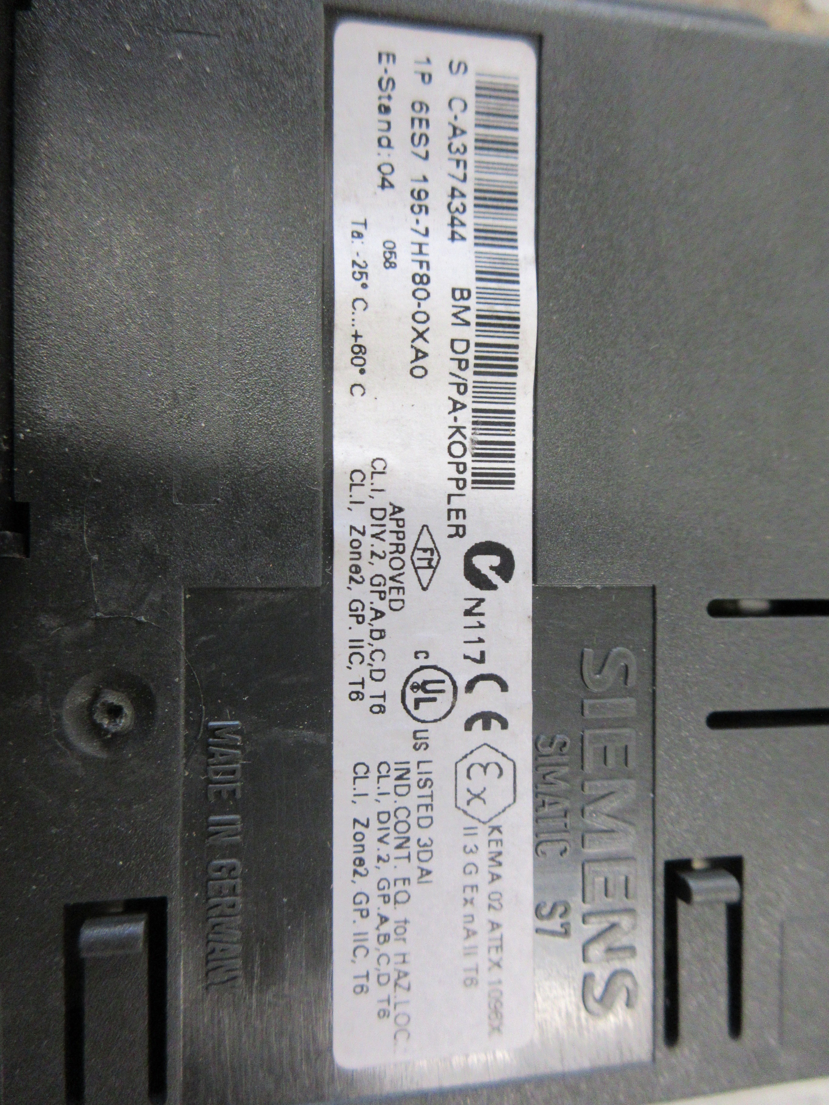 Siemens Simatic S7 Bus Module 6ES7 195-7HF80-0XA0 E-Stand: 04 Used
