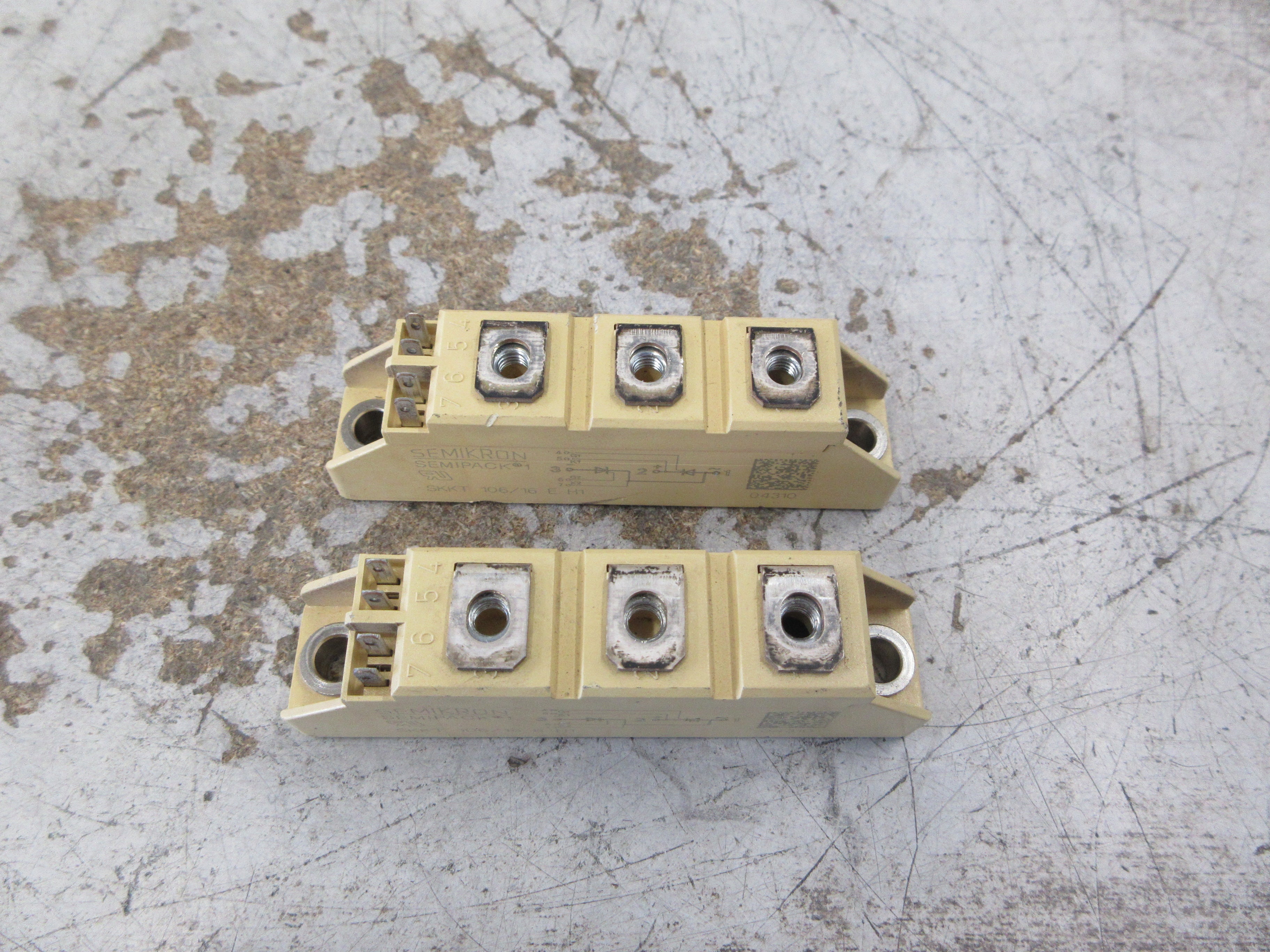 Semikron Semipack 1 Module SKKT 106/16 E H1 *Lot of 2* Used