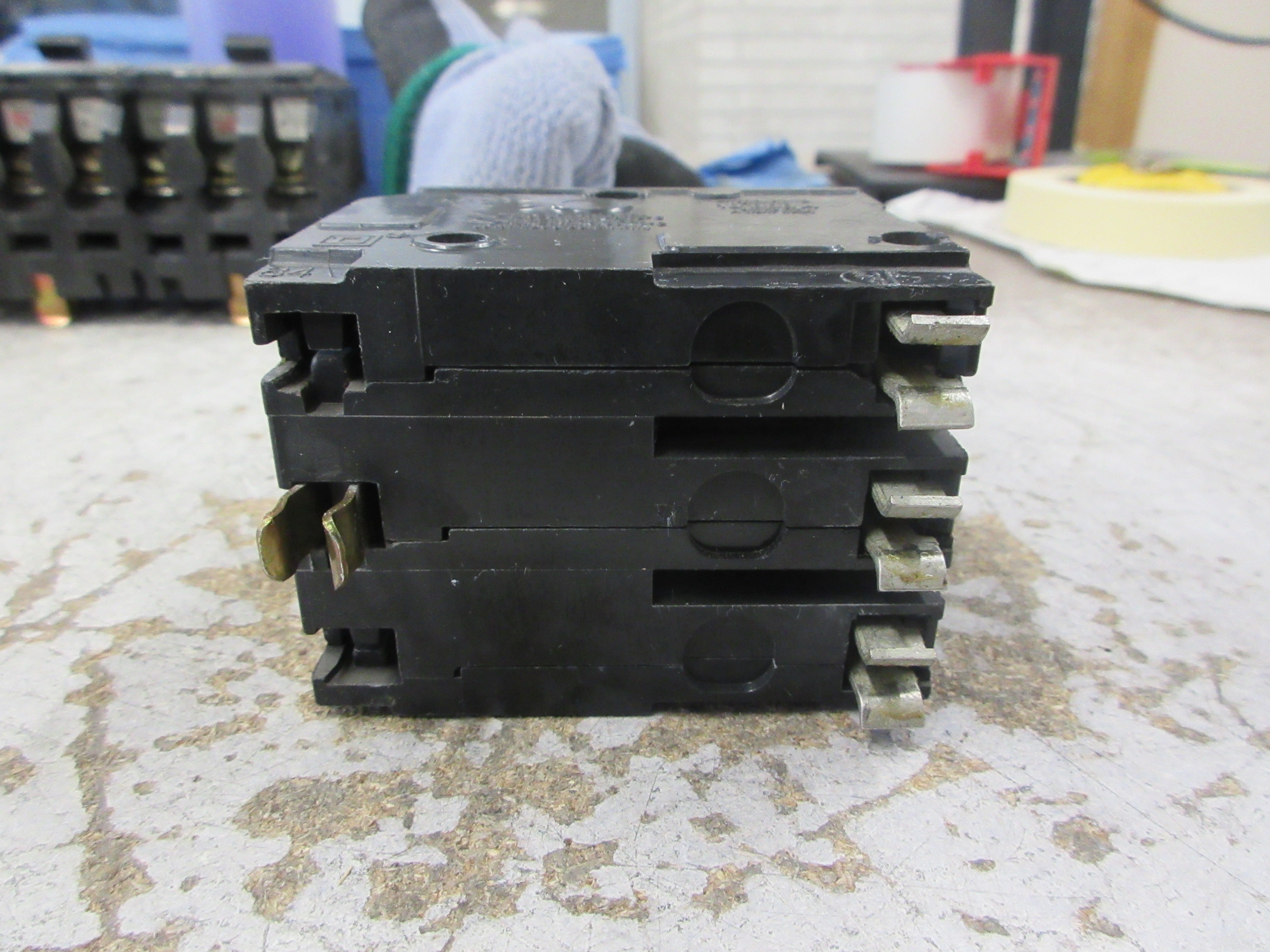 Square D Clip-On Circuit Breaker QO315 15A 240V 3P Used
