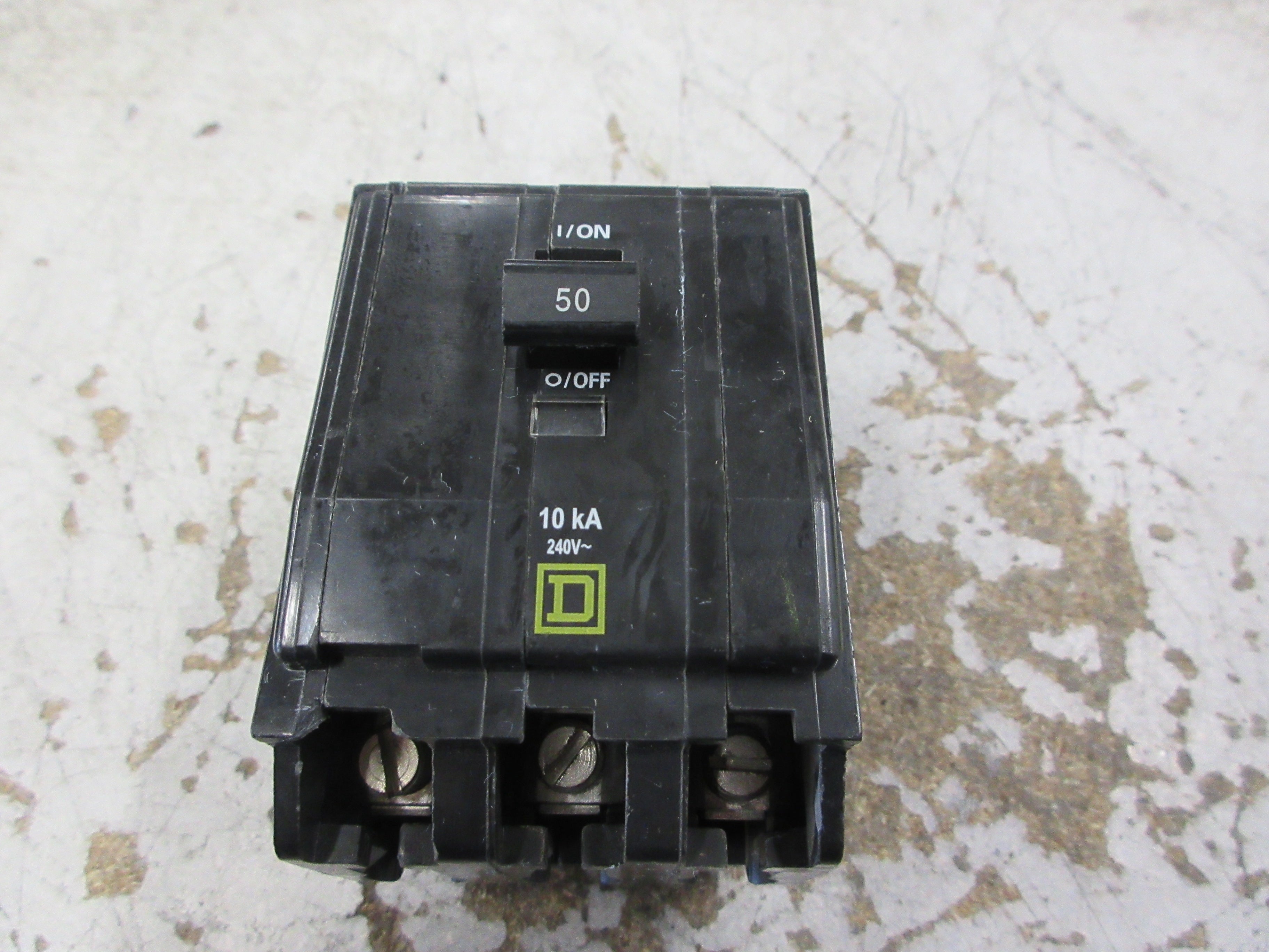 Square D Clip-On Circuit Breaker QO350 50A 240V 3P Used