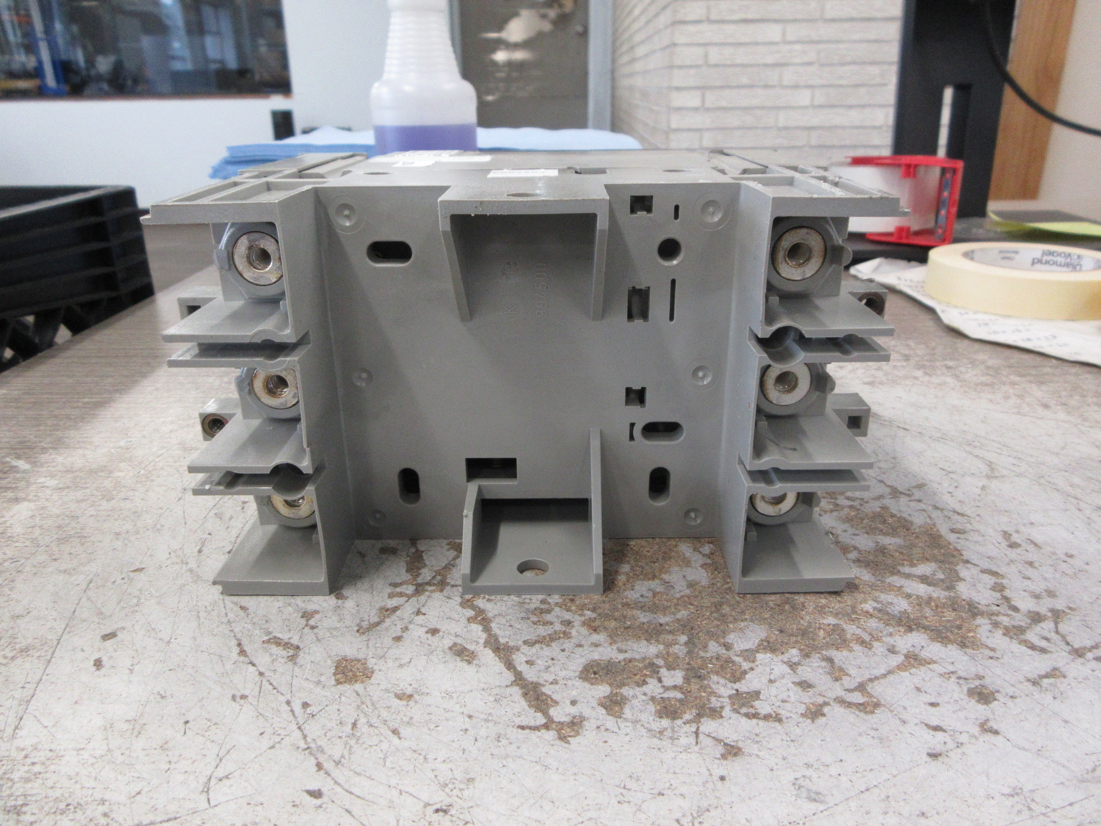 Merlin Gerin Circuit Breaker NSF150 N 70A 600V 3P W/Mounting Base Used