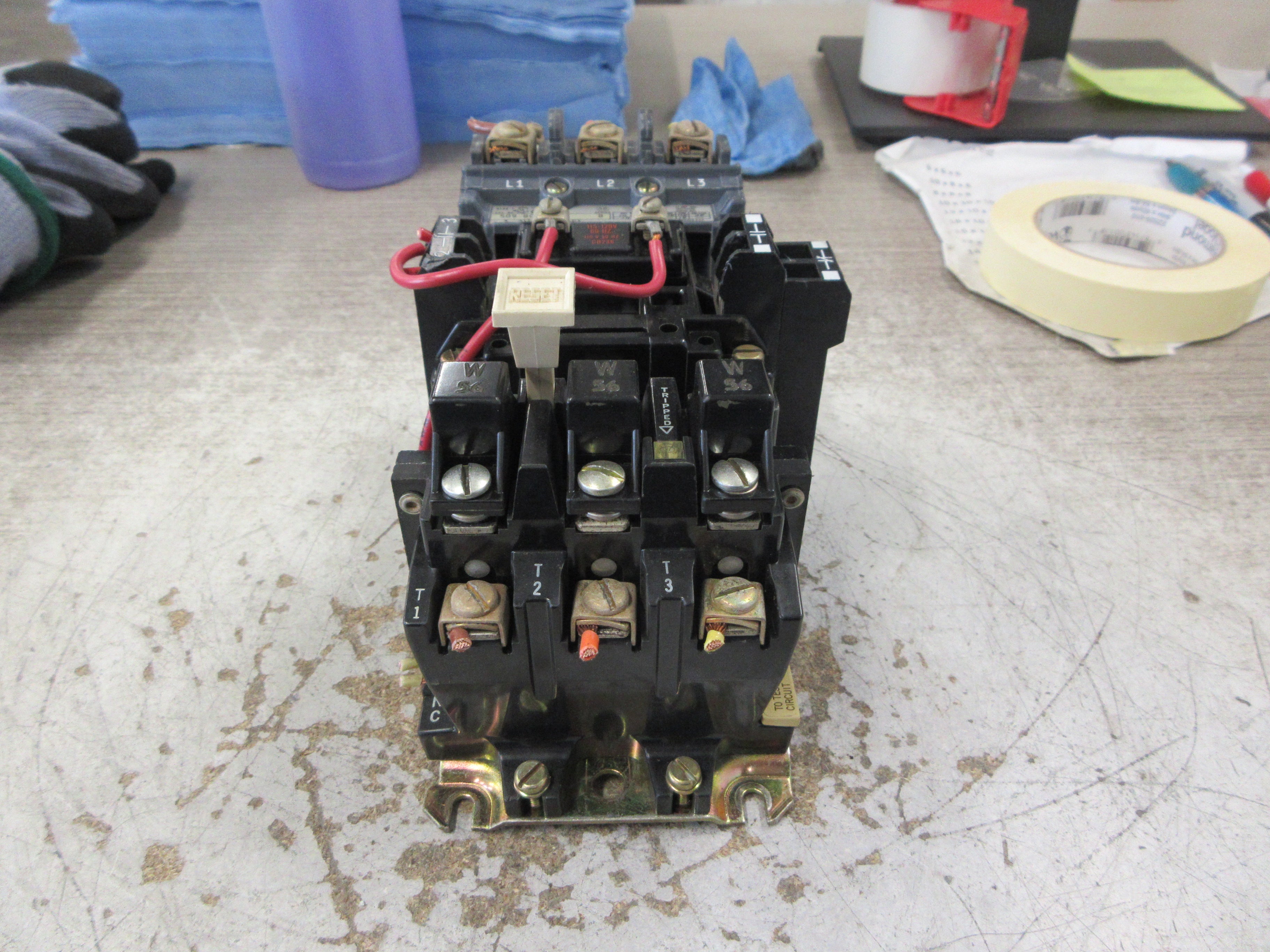 Allen-Bradley Size 1 Starter 509-BOA Ser. B 115-120V Coil 27A 600V Used