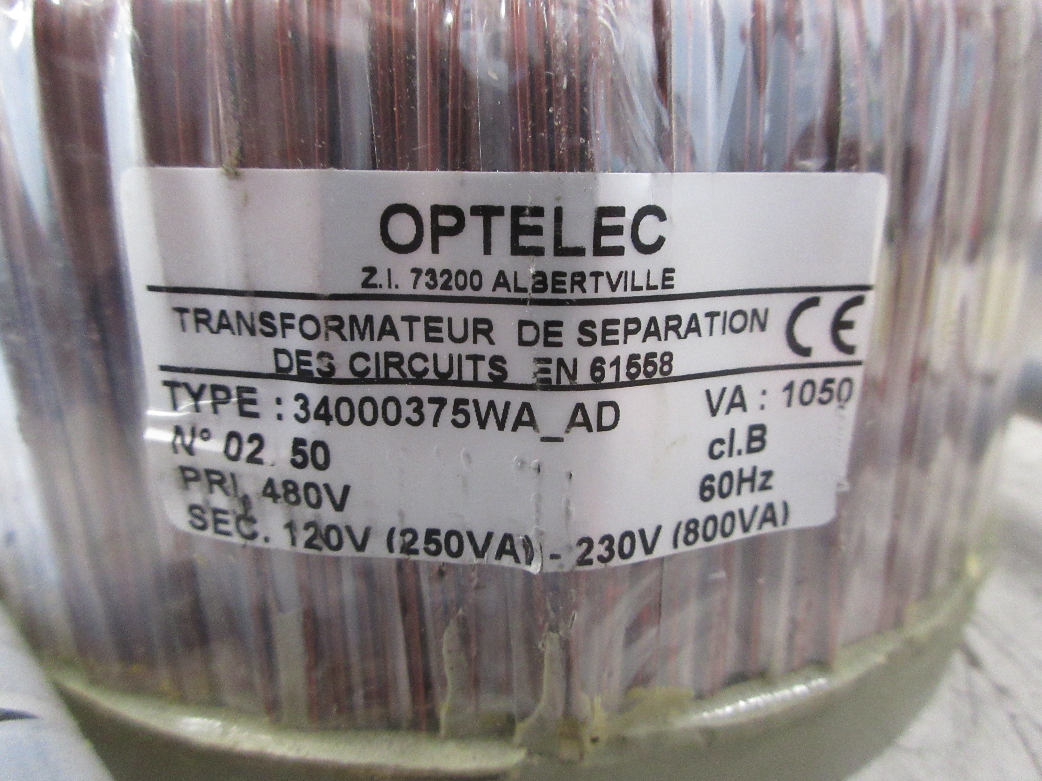 Optelec Isolating Transformer 34000375WA_AD 1050VA Pri: 480V Sec: 120-230V Used