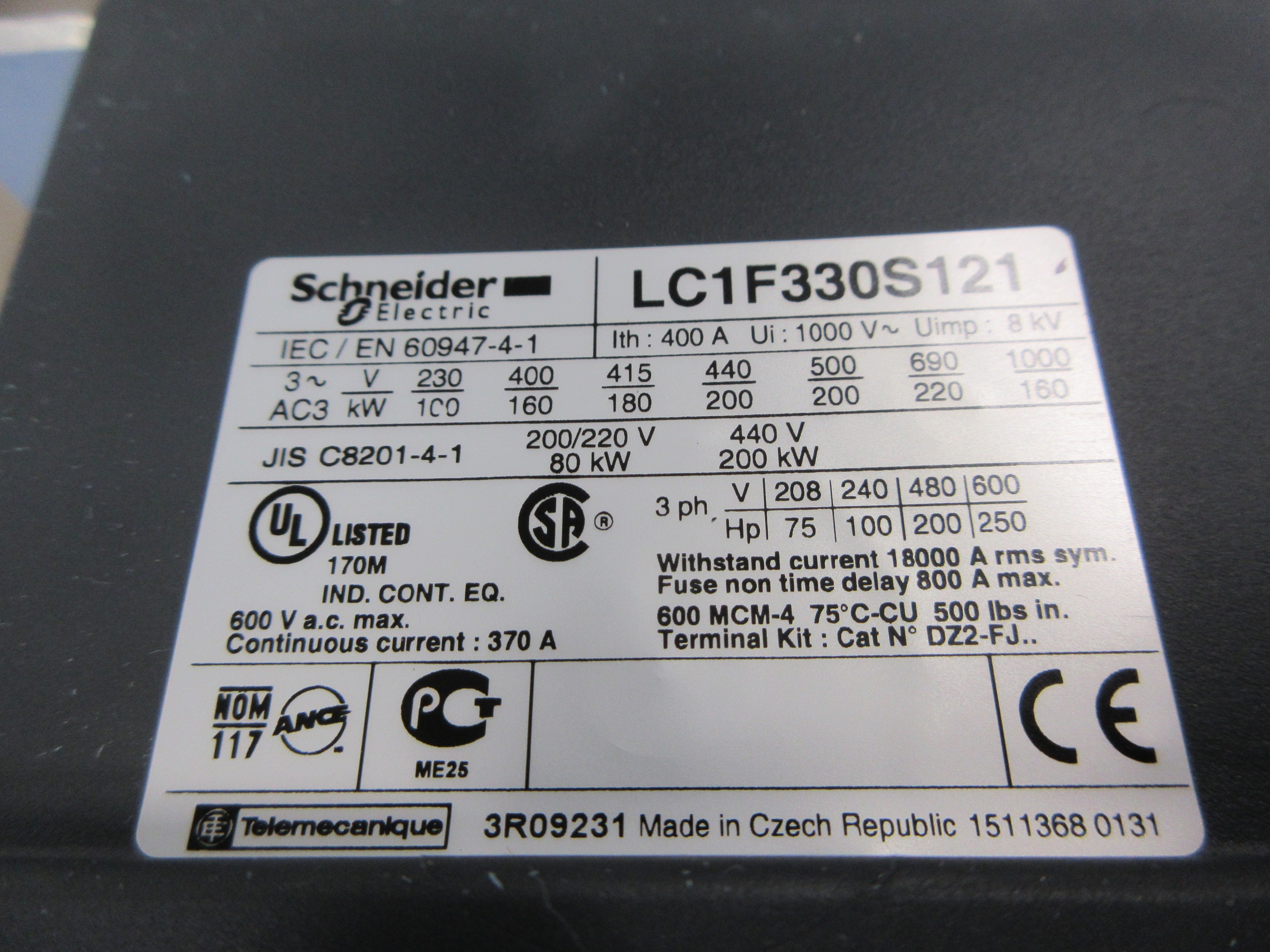 Schneider Electric Contactor LC1F330S121 24VDC Coil 370A 600V Used