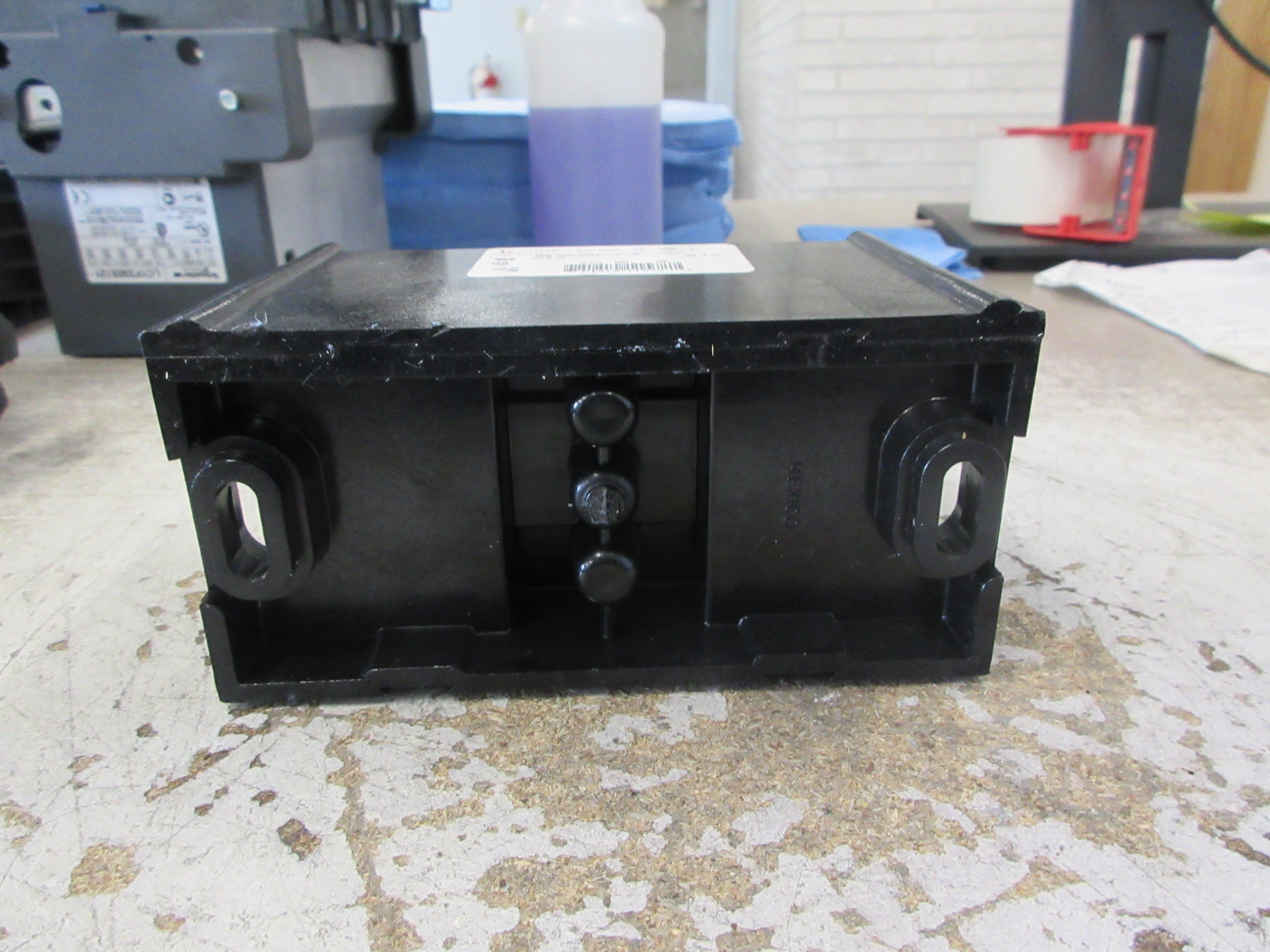Burndy Power Distribution Block BDB-22-350-1 600V 1P Line (2): #6-350kcmil Used