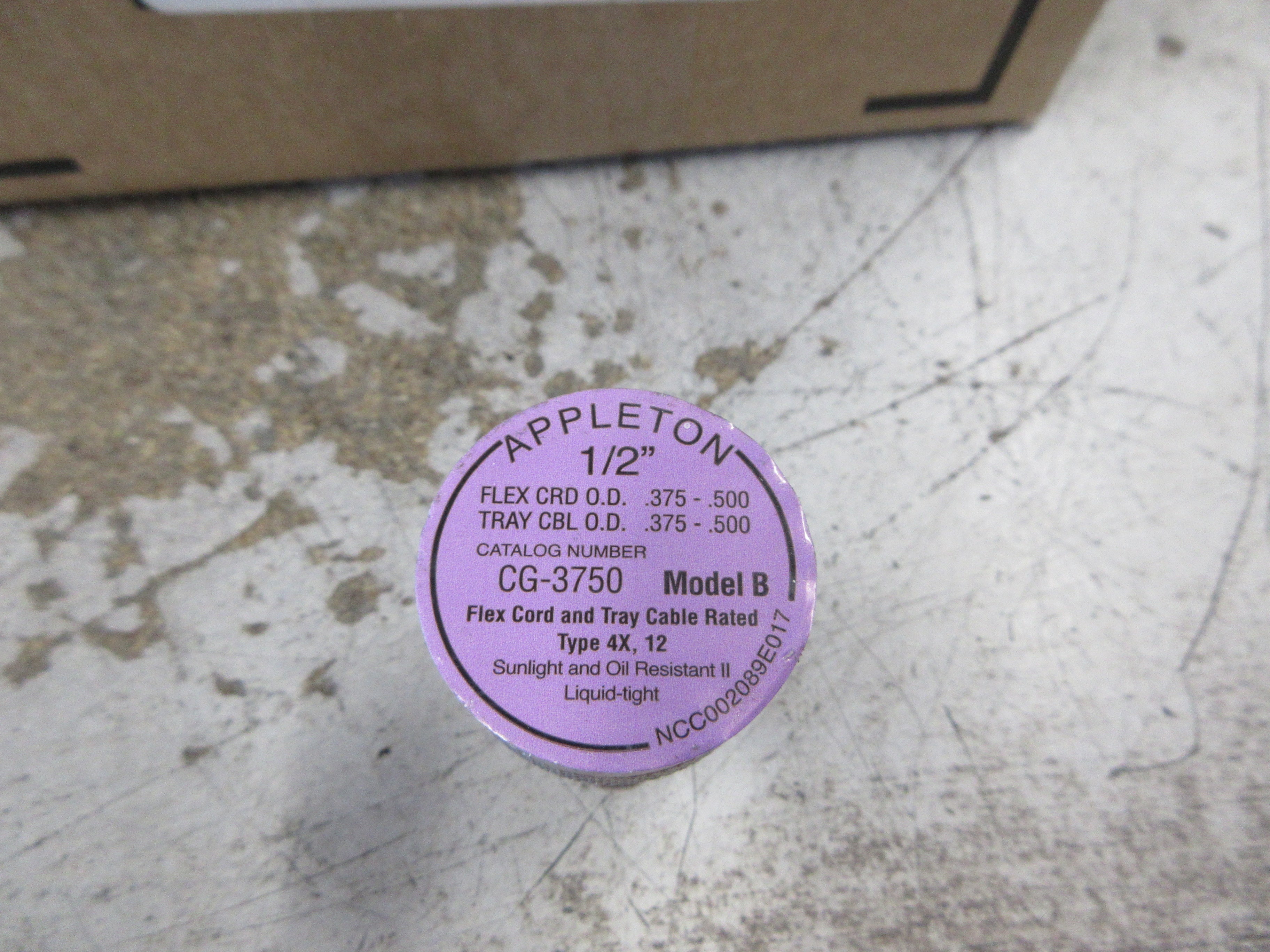 Emerson Appleton Liquid-Tight Cord Grip Connector CG3750 Model B Size: 1/2" Used
