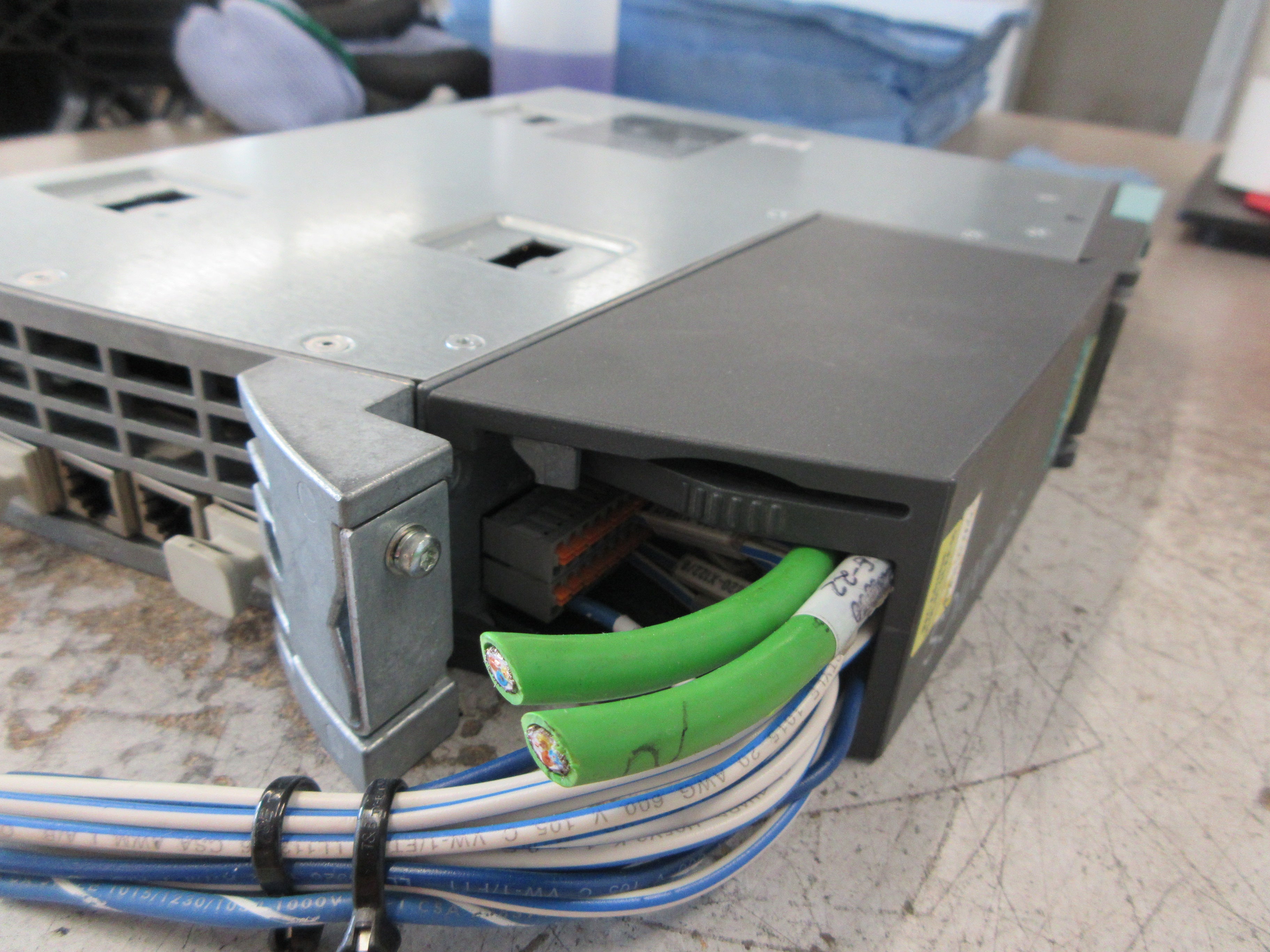 Siemens Sinamics CU320-2 DP Control Unit 6SL3040-1MA00-0AA0 Ver. C 24VDC Used