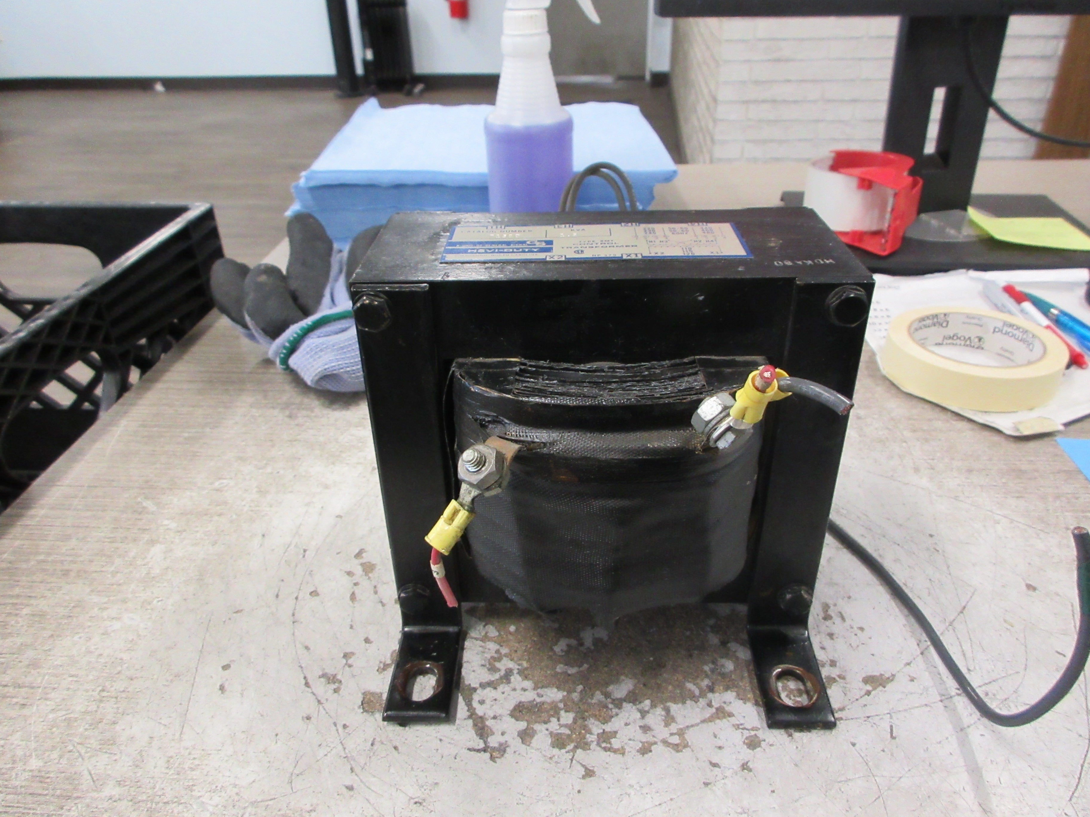 Hevi-Duty Type SMT Control Transformer T1500 1.5kVA Pri: 240/480V Sec: 120V Used