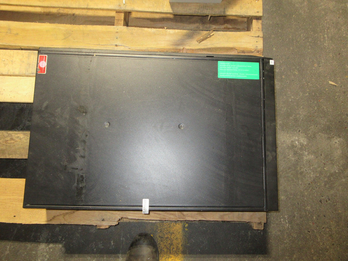 APC Smart-UPS RT-3000 3000VA Input: 220-240V , 50/60Hz , 16A Used