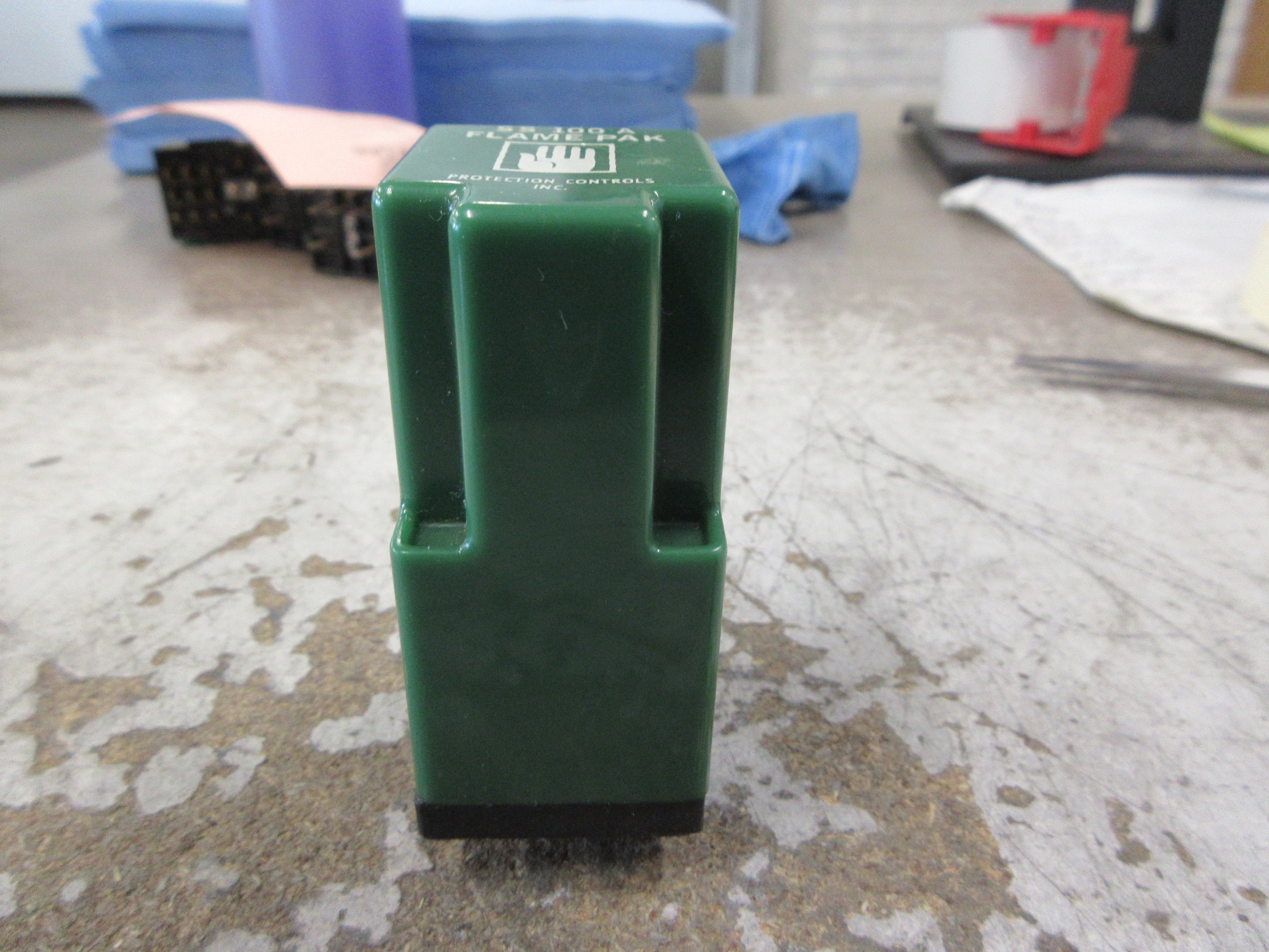 Protection Controls Flame Pak Relay SS 100 A *Scratched Front* Used