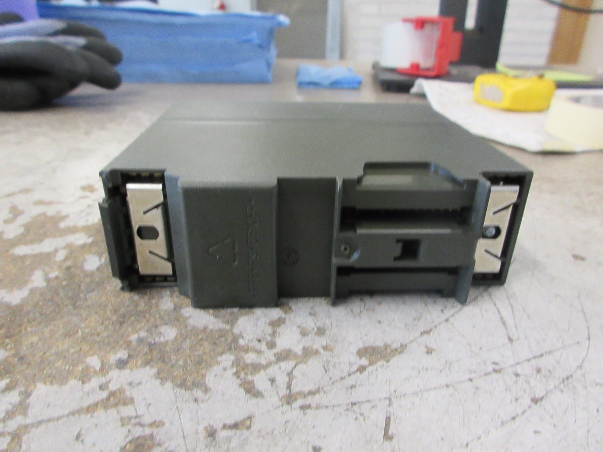 Siemens Simatic S7 Analog Output Module 6ES7 332-5HF00-0AB0 E-Stand: 13 Used