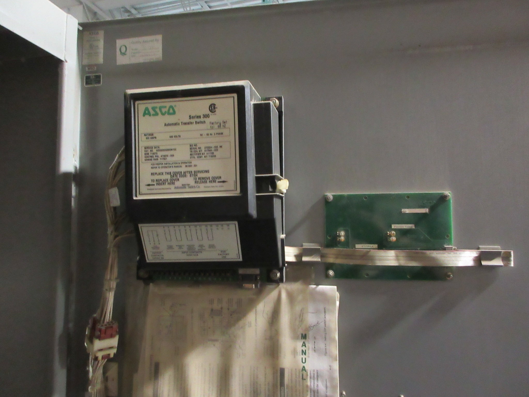 Asco Series 300 Automatic Transfer Switch H00300030800N10C 800A 480V 3Ph Used