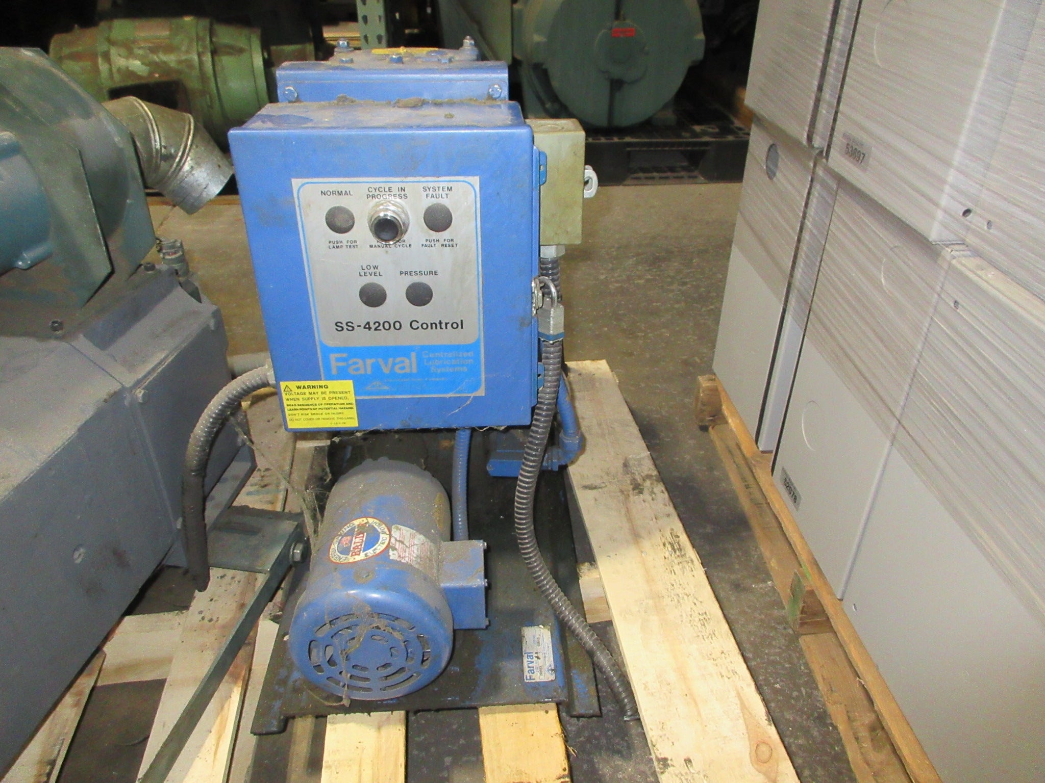 Cleveland Gear Co. Farval Centralized Lubrication System CS2253 1/3HP Used