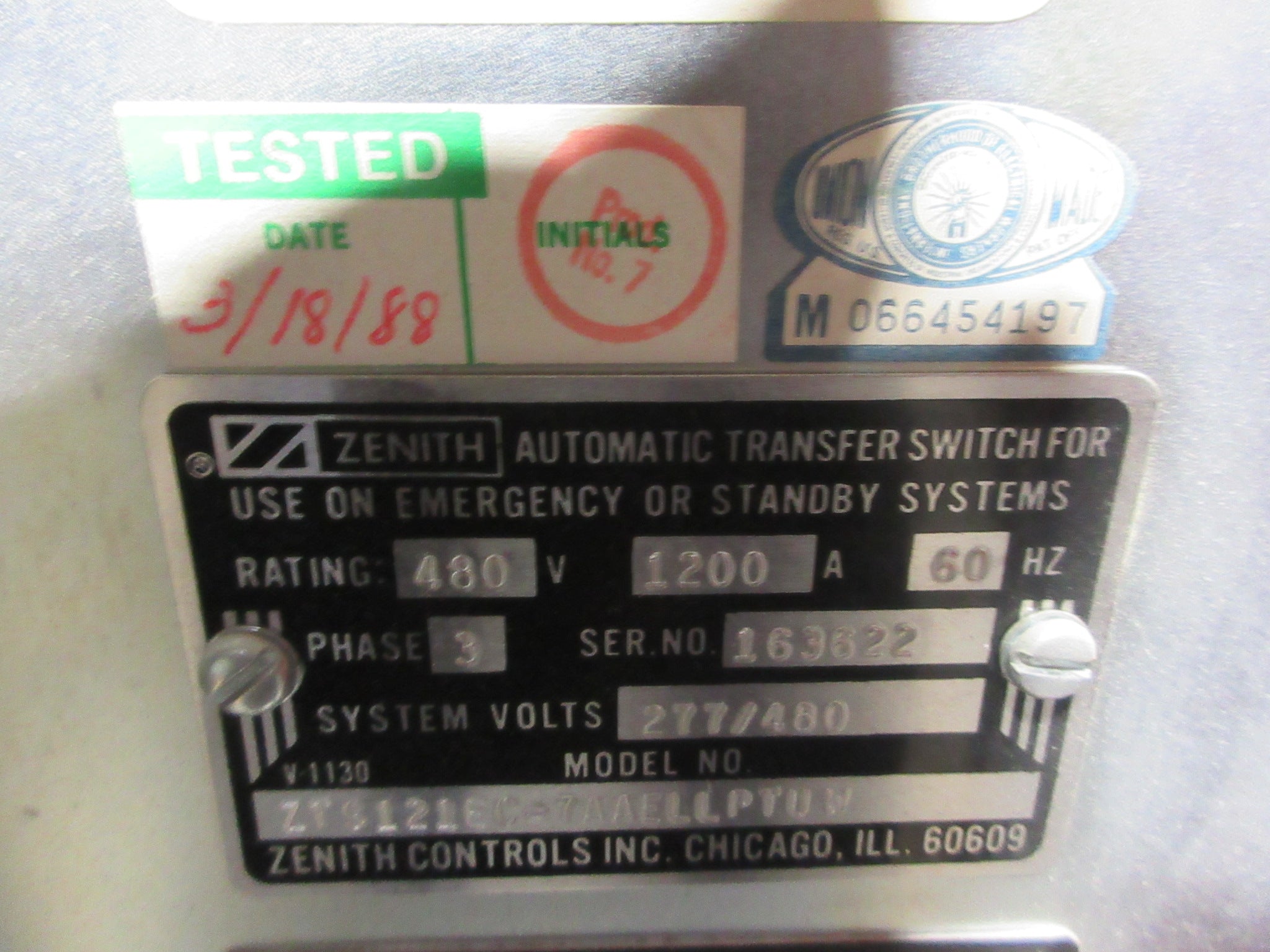 Zenith Automatic Transfer Switch ZTS121EC-7AAELLPTUW 1200A 277/480V 60Hz Used