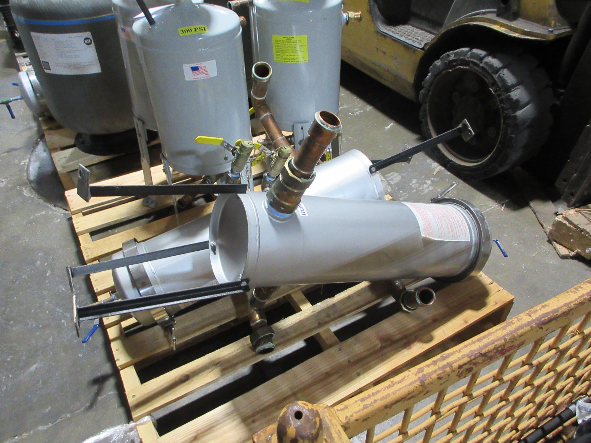 Watts Flow-Max Filter FM4X2-304 150 PSI Used