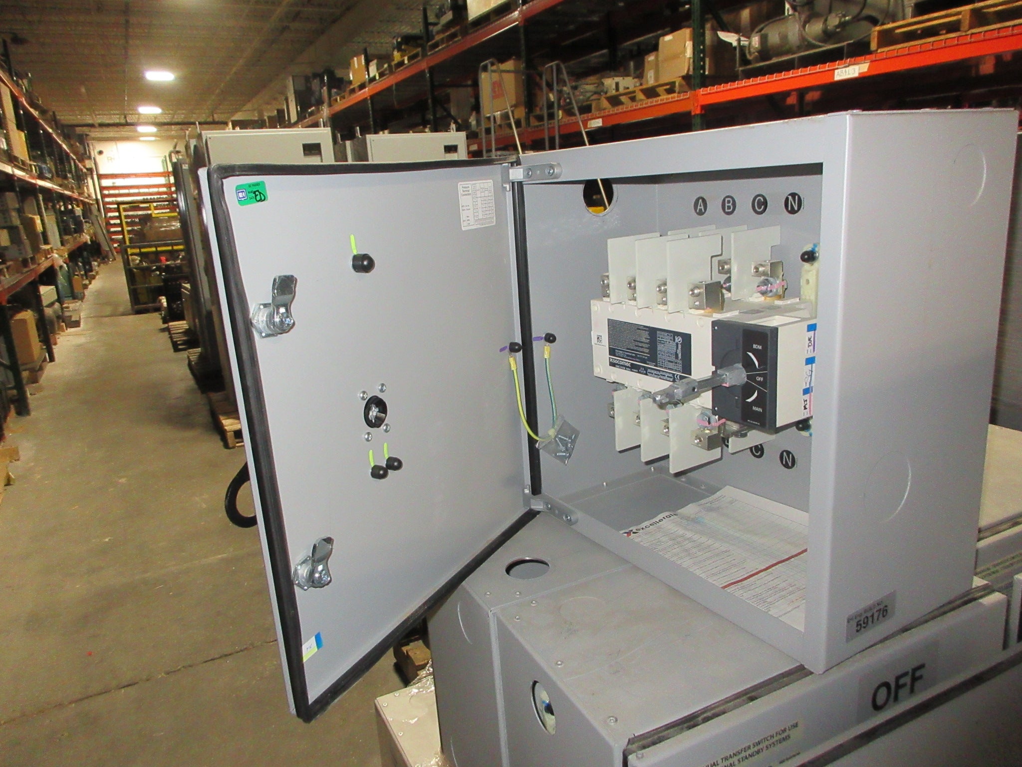 E+I Engineering Manual Transfer Switch MTS/100/SOC 100A 380-416V 50/60Hz Used