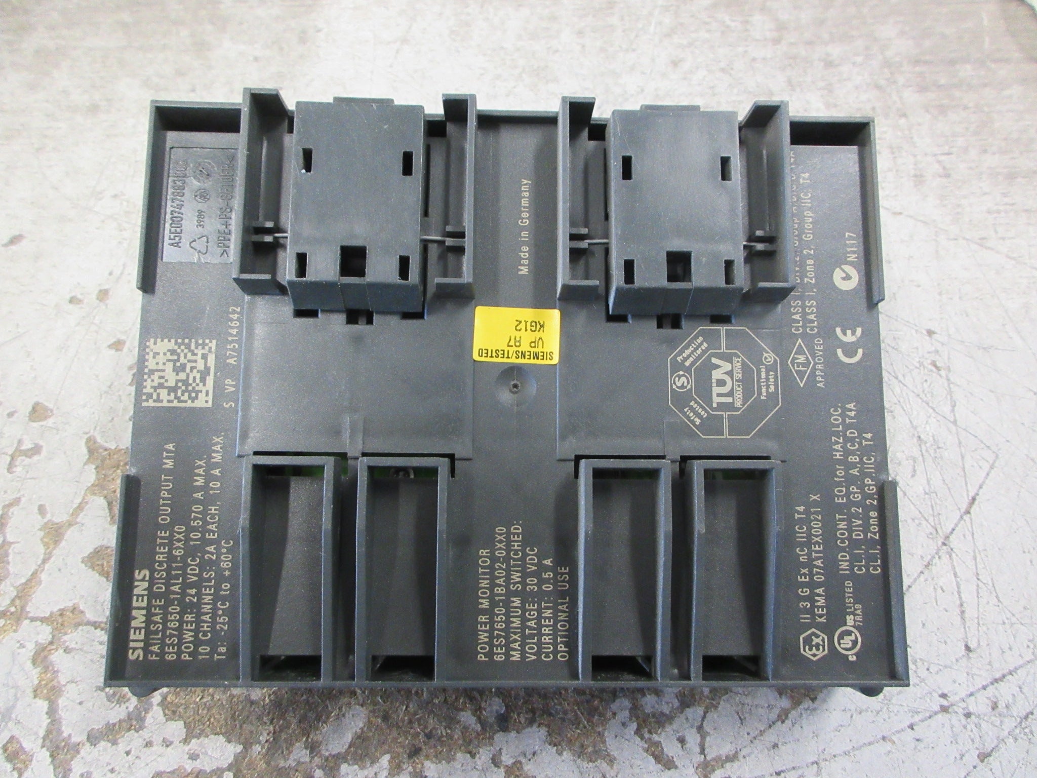 Siemens Failsafe Discrete Output MTA 6ES7650-1AL11-6XX0 10-Ch Used