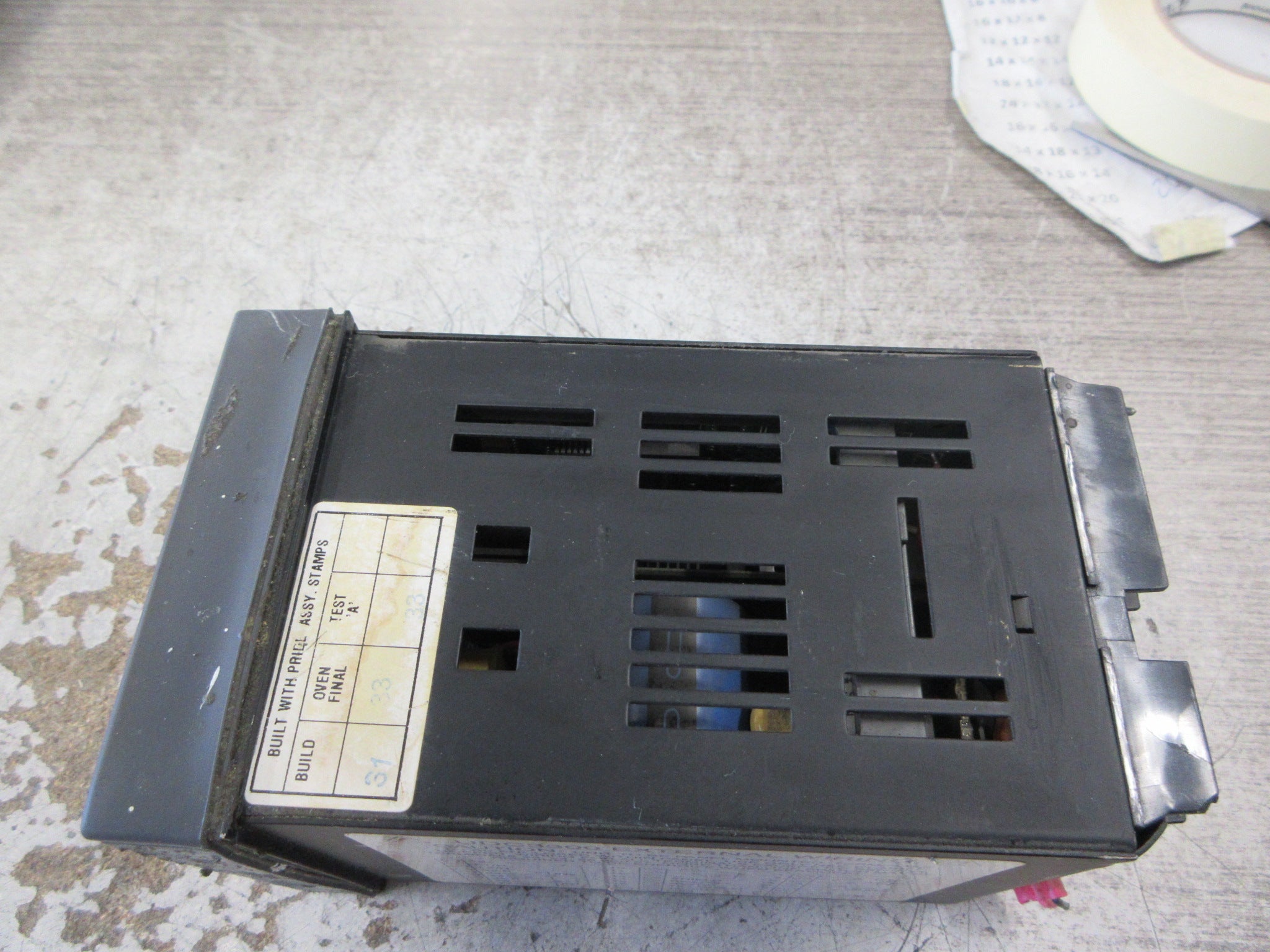 Honeywell UDC3300 Universal Digital Limit Controller Used