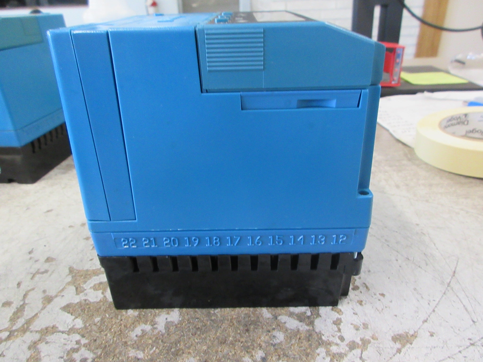 Honeywell Burner Control RM7840 G 1014 S/W Rev. 4141 W/Flame Amplifier Used