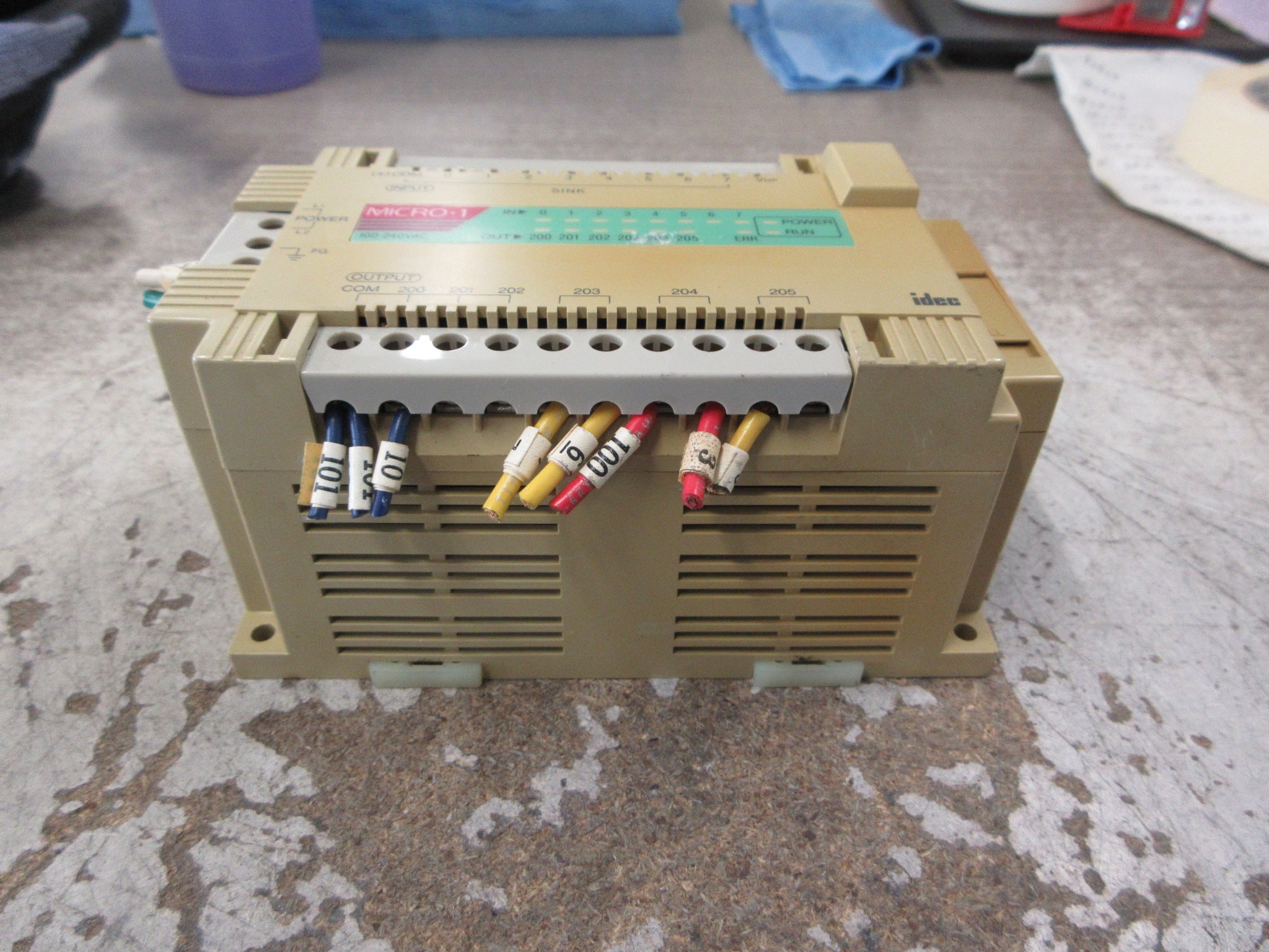 Idec Micro-1 Controller FC1A-C2A1E Power: 100-240VAC Input: 24VDC Used