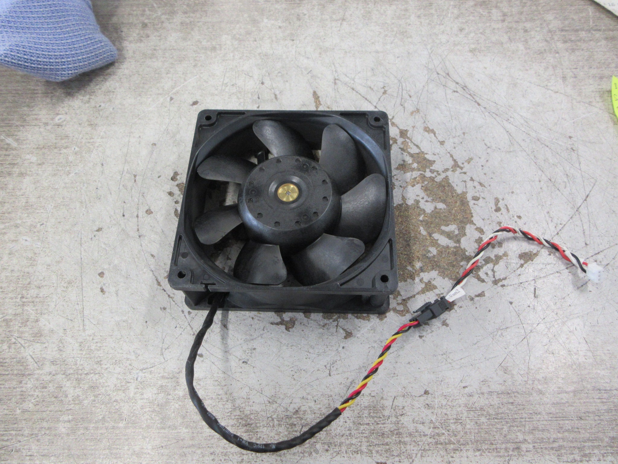 Sanyo Denki San Ace 120 Axial Fan 9G1224G1D01 24VDC 0.50A Used