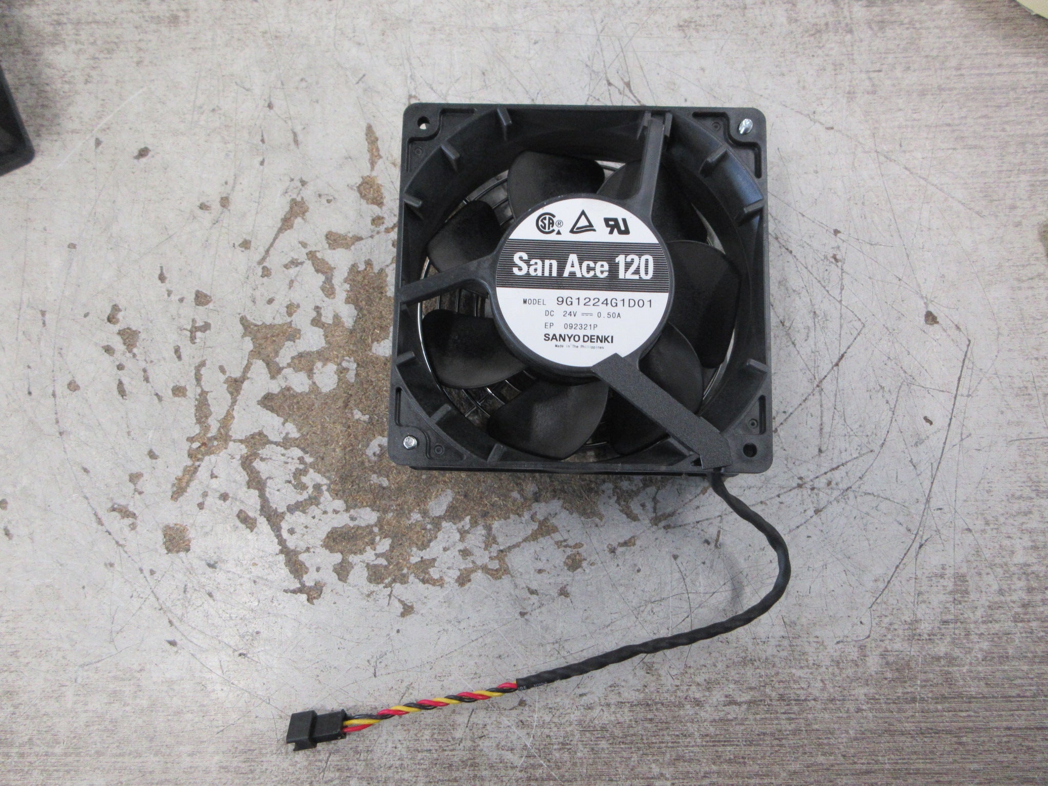 Sanyo Denki San Ace 120 Axial Fan 9G1224G1D01 24VDC 0.50A W/Grille Used