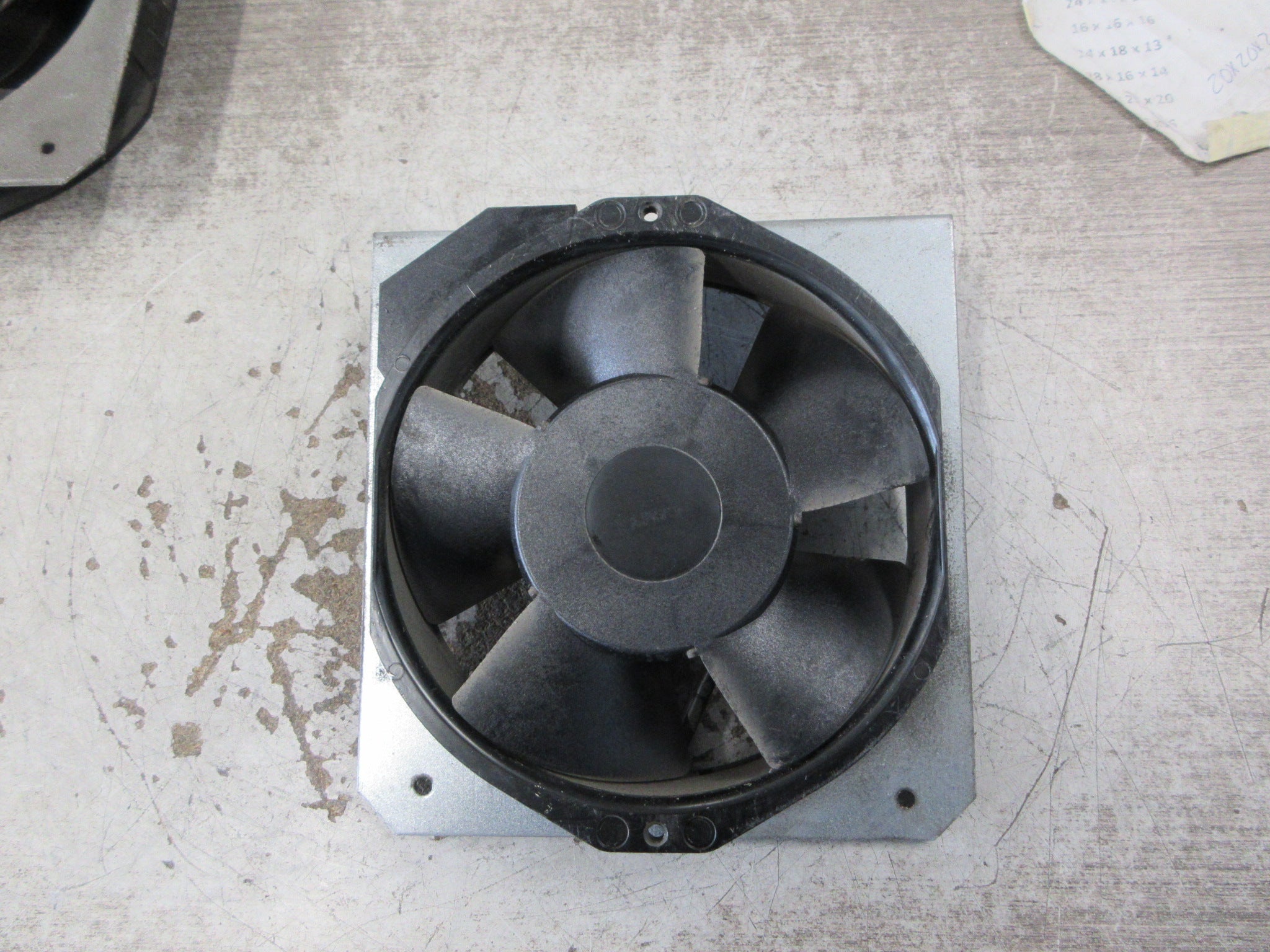 NMB Axial Fan 5915PC-23T-B30 230V 1Ph 50/60Hz 35W Used