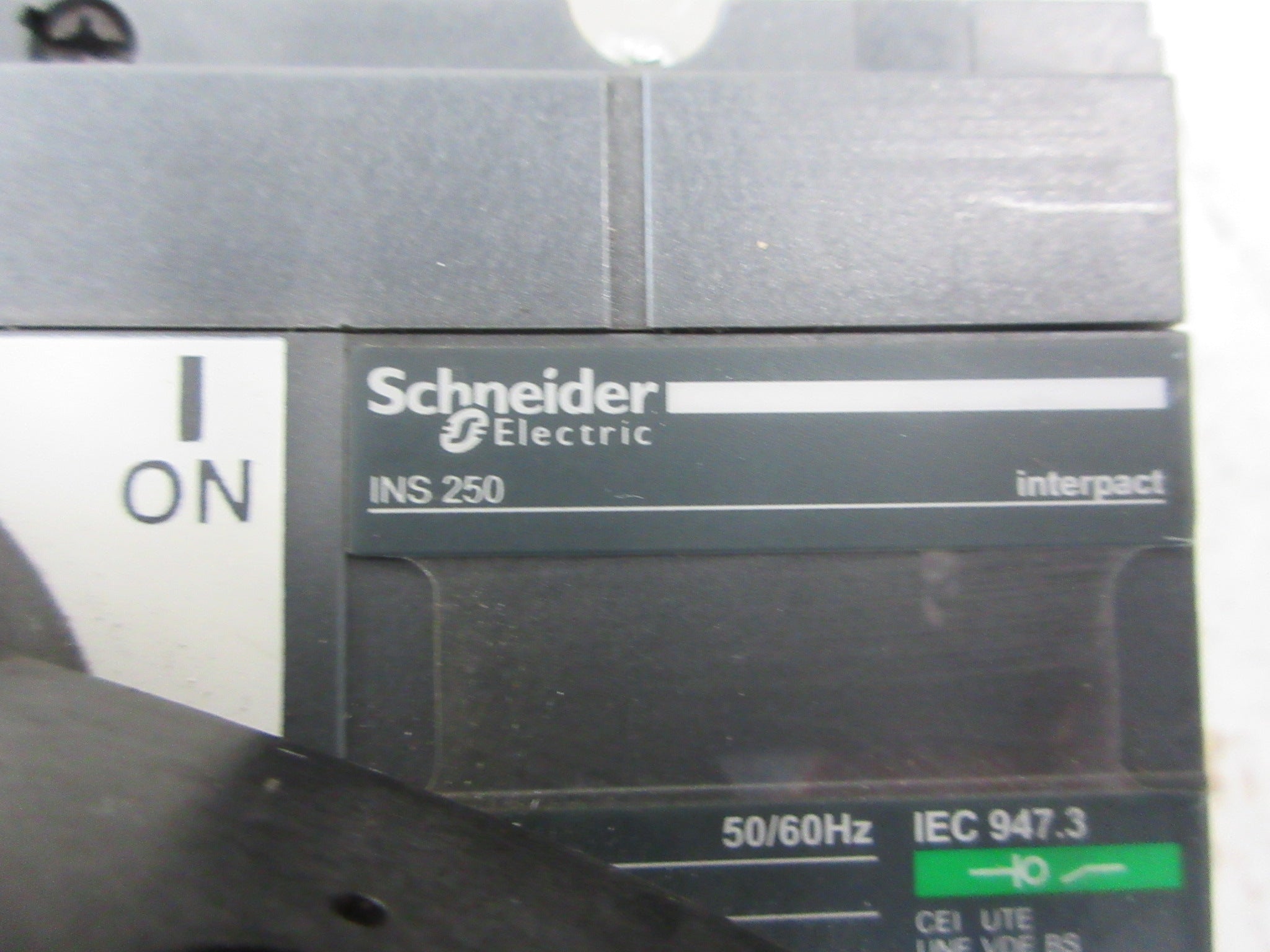 Schneider Electric Interpact Disconnect Switch INS 250 690V 250A 3P Used