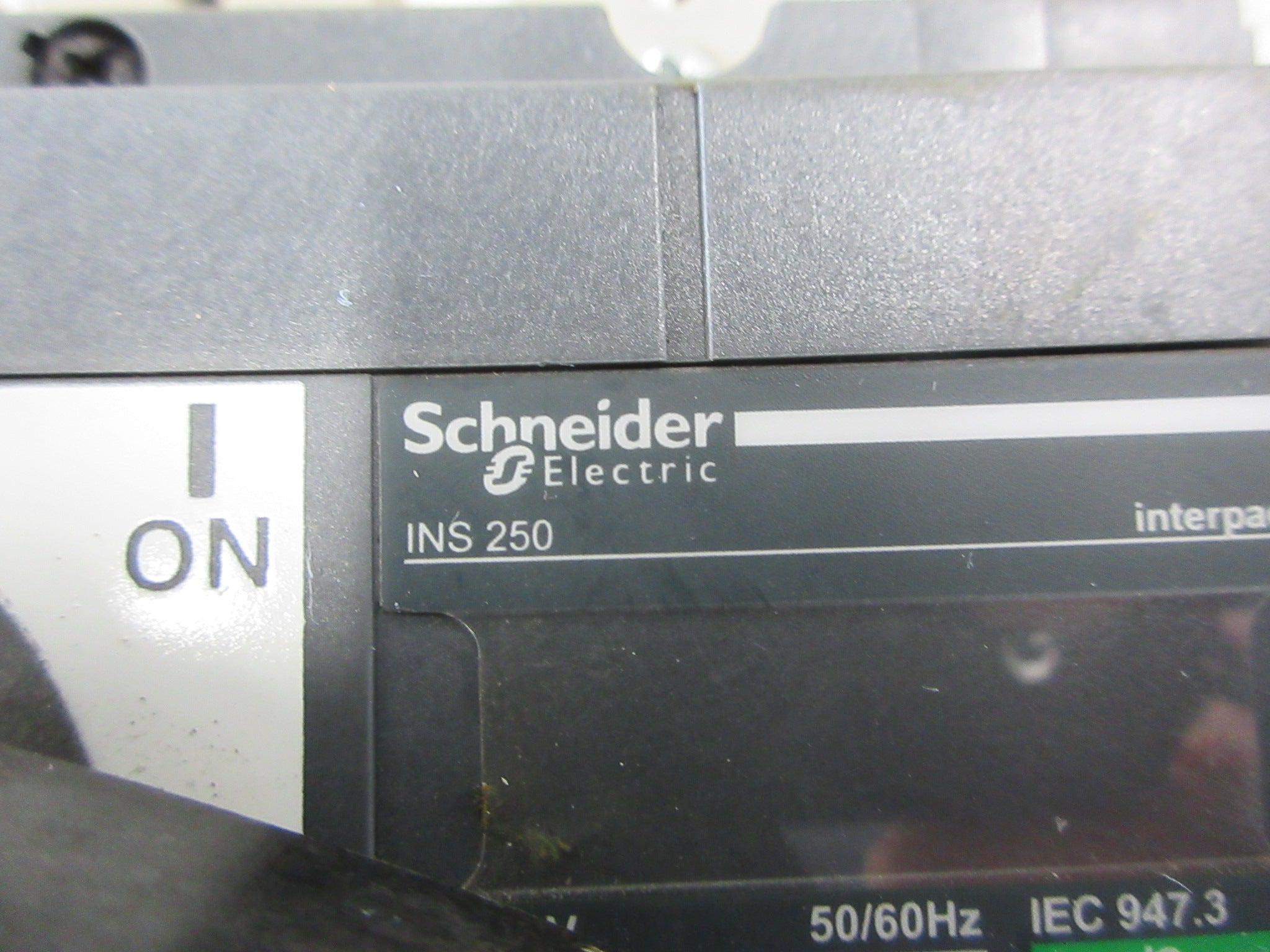 Schneider Electric Interpact Disconnect Switch INS 250 690V 250A 3P Used