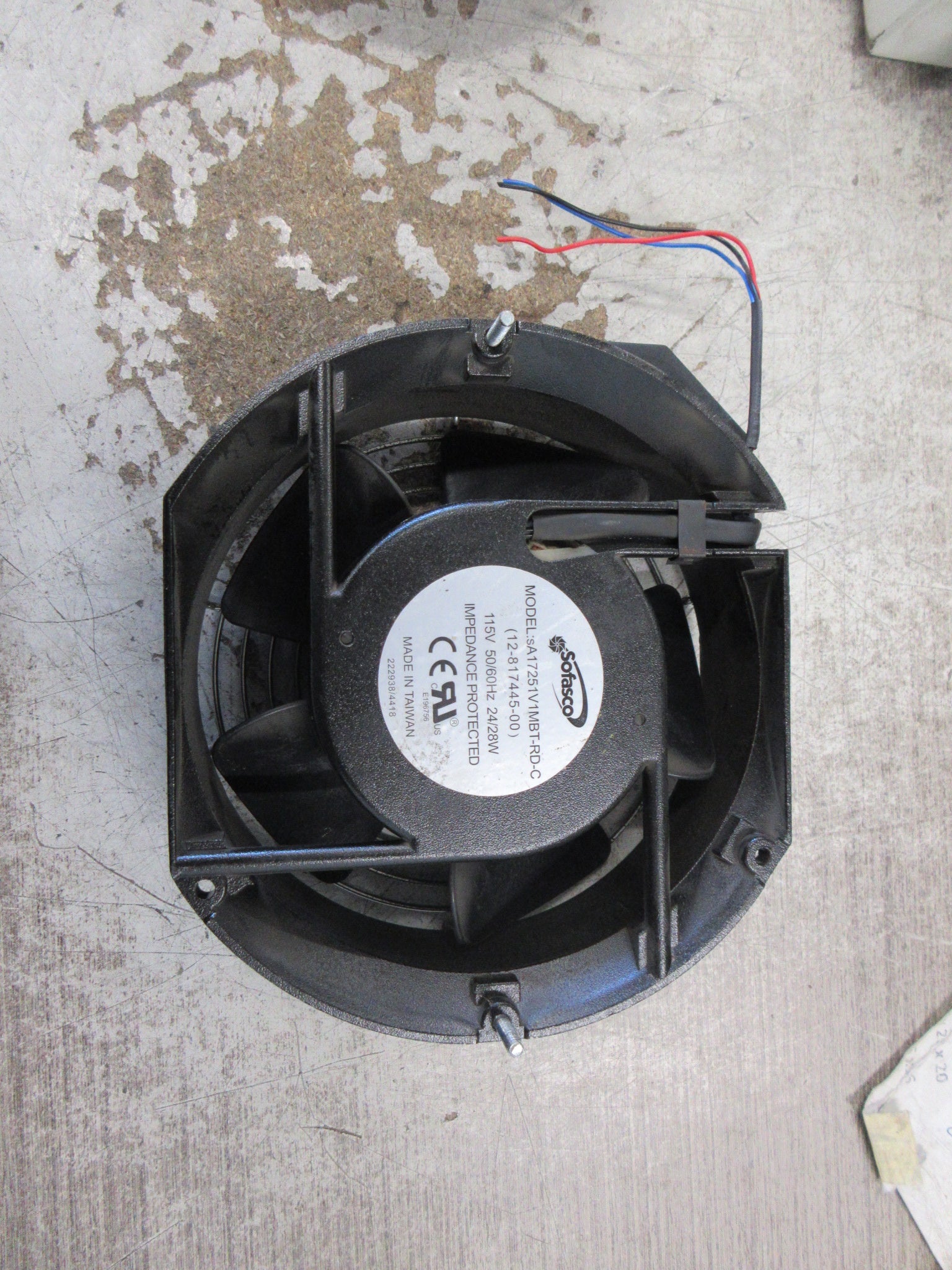 Sofasco Axial Fan sA17251V1MBT-RD-C 115V 50/60Hz 24/28W W/ Grille Used